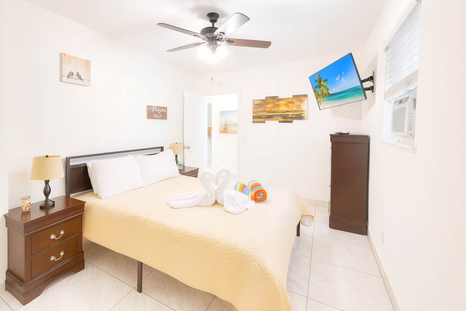 1BR Beach Apartment • Steps to Bars and Dining — Hollywood, FL — vacation rental