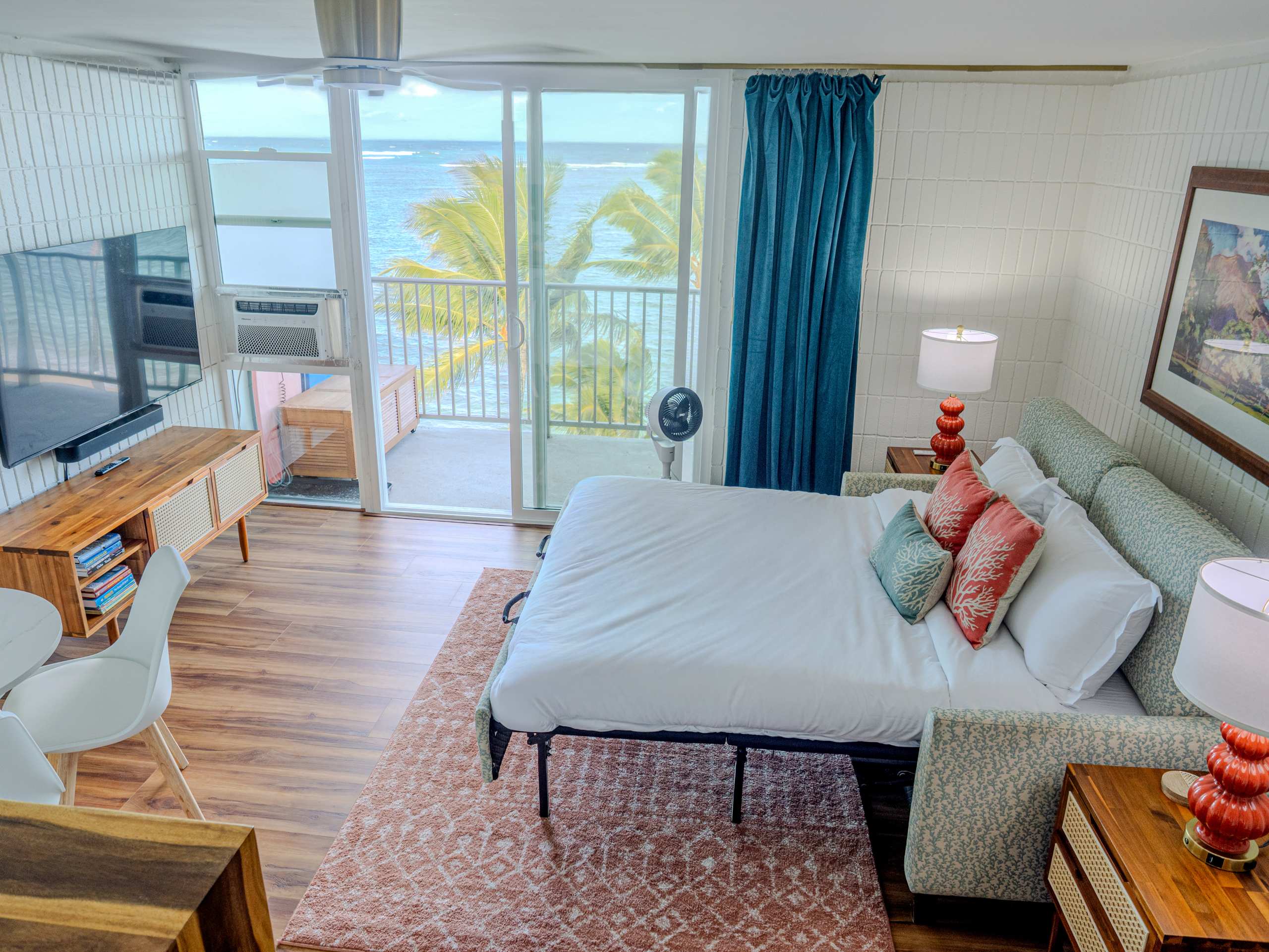 Beachfront Studio w Amazing Views — Hauula, HI — vacation rental