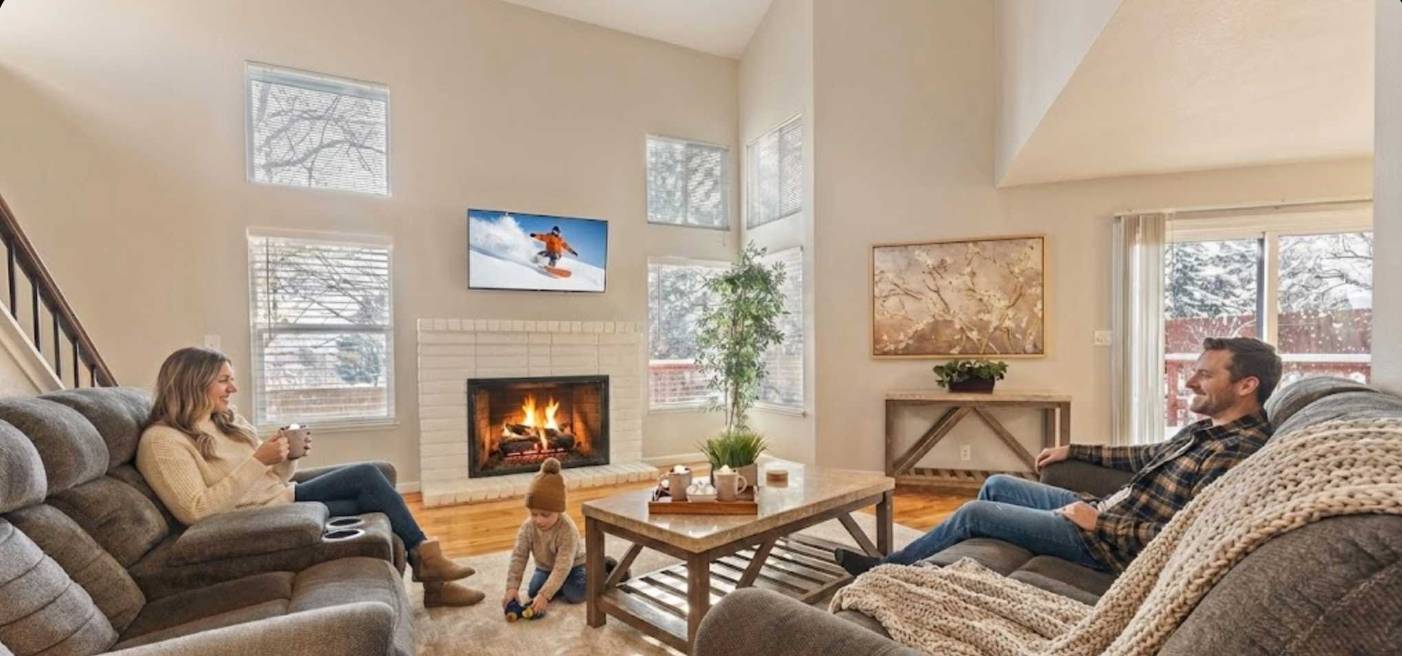 Reno 3BR Home · Mountain Views & Near Events