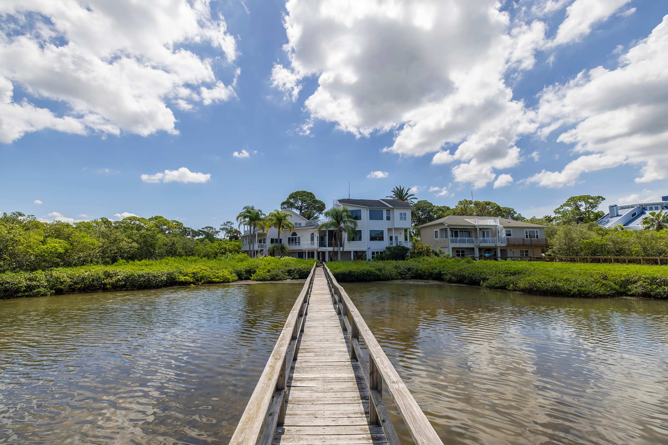 Huge Waterfront Home! Hot Tub, Game Room, & Dock — Palm Harbor, FL — vacation rental