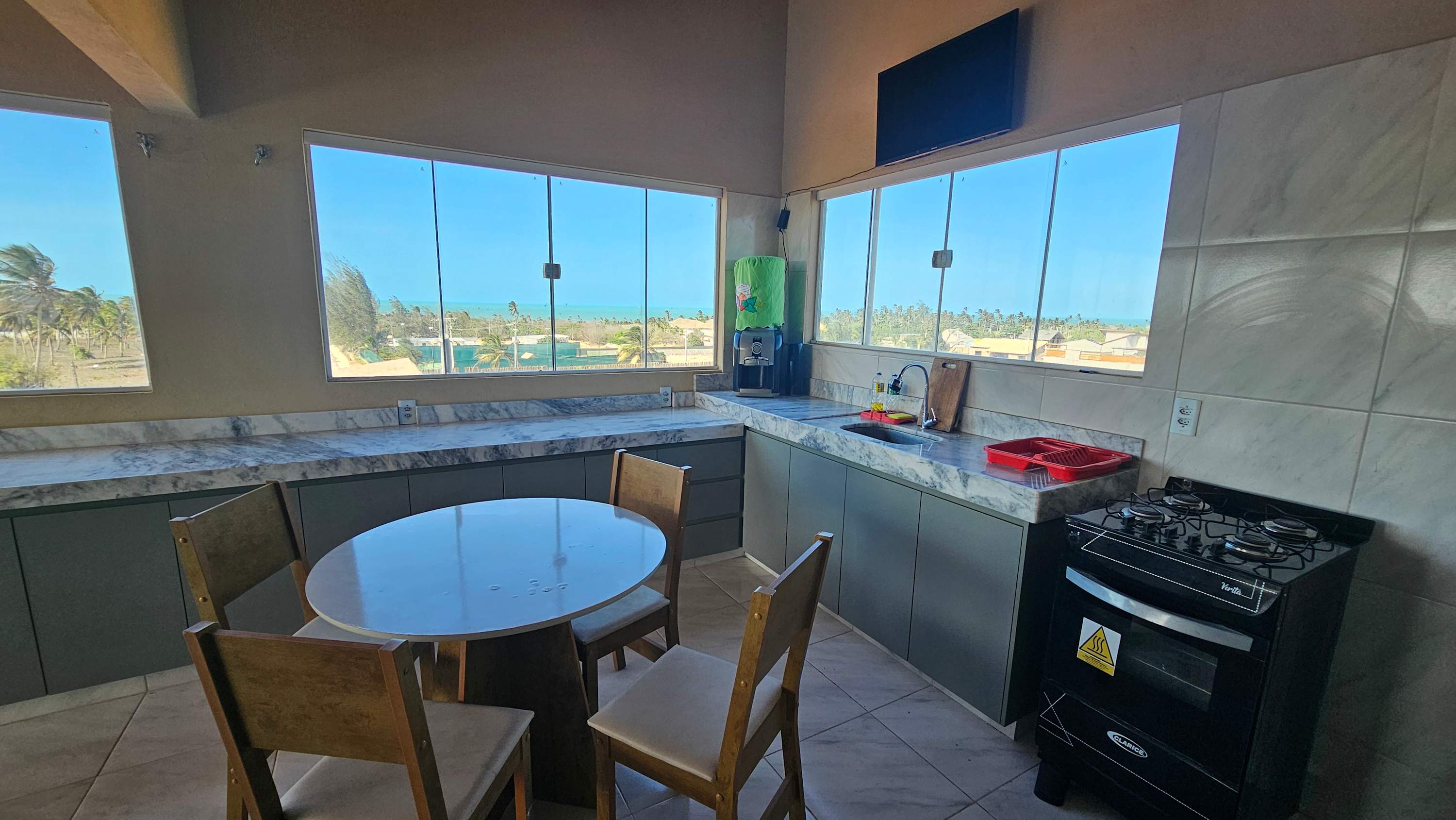 Penthouse by the Beach Near Rancho do Peixe & Jeri