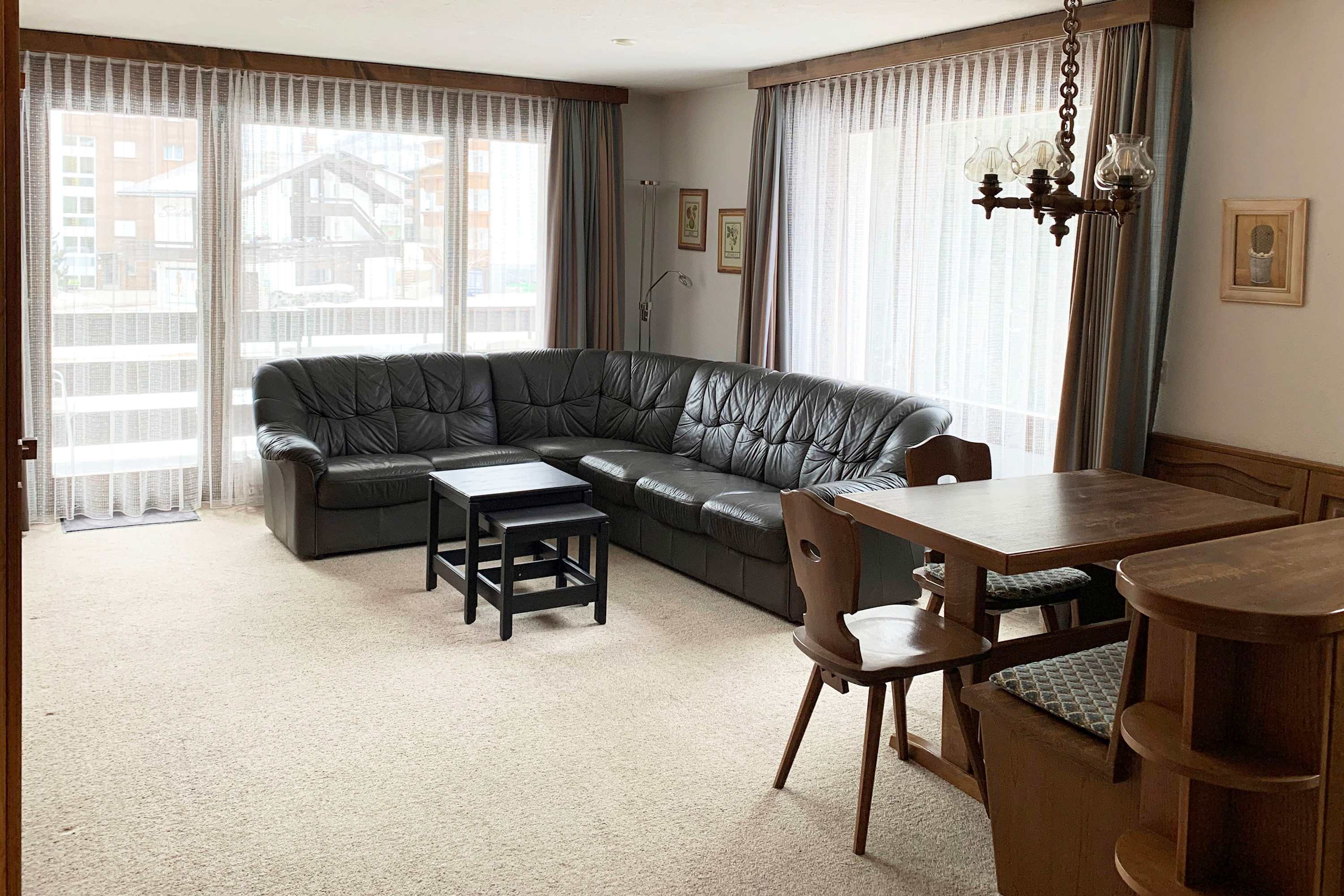 Kontiki C – Bright 2-Room Apartment in a Quiet, Sunny Location — Saas-Fee, Valais — vacation rental