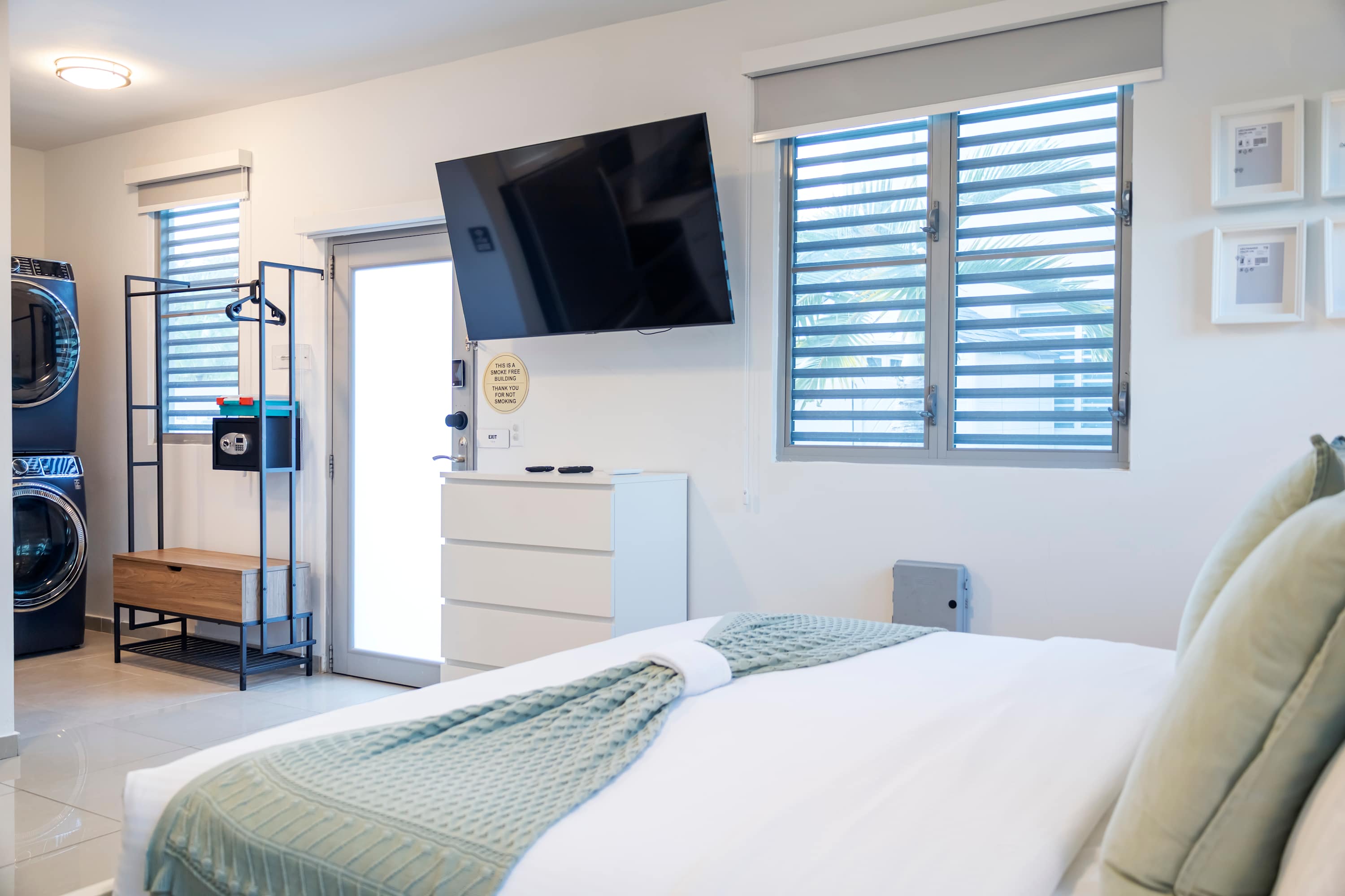 AQUA Ville Moderna 6 · ADA Accessible Cozy Studio - Property photo