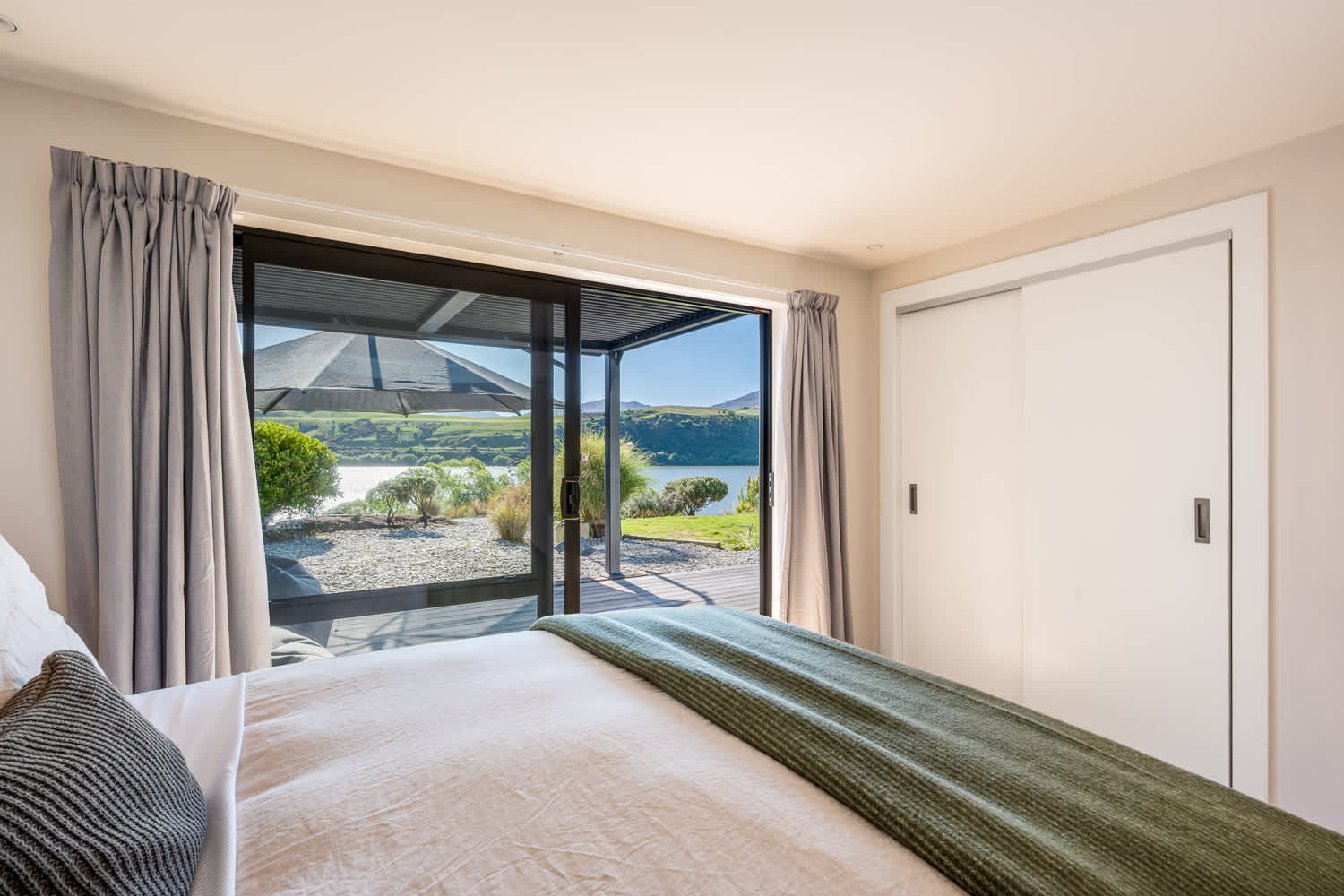 Queenstown luxury home booking