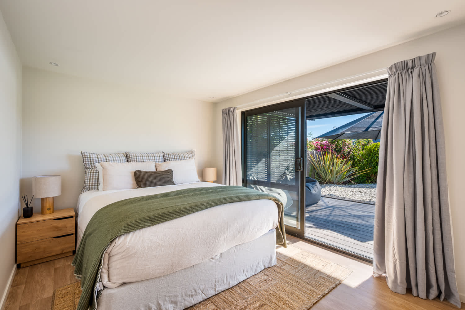 Queenstown luxury home booking