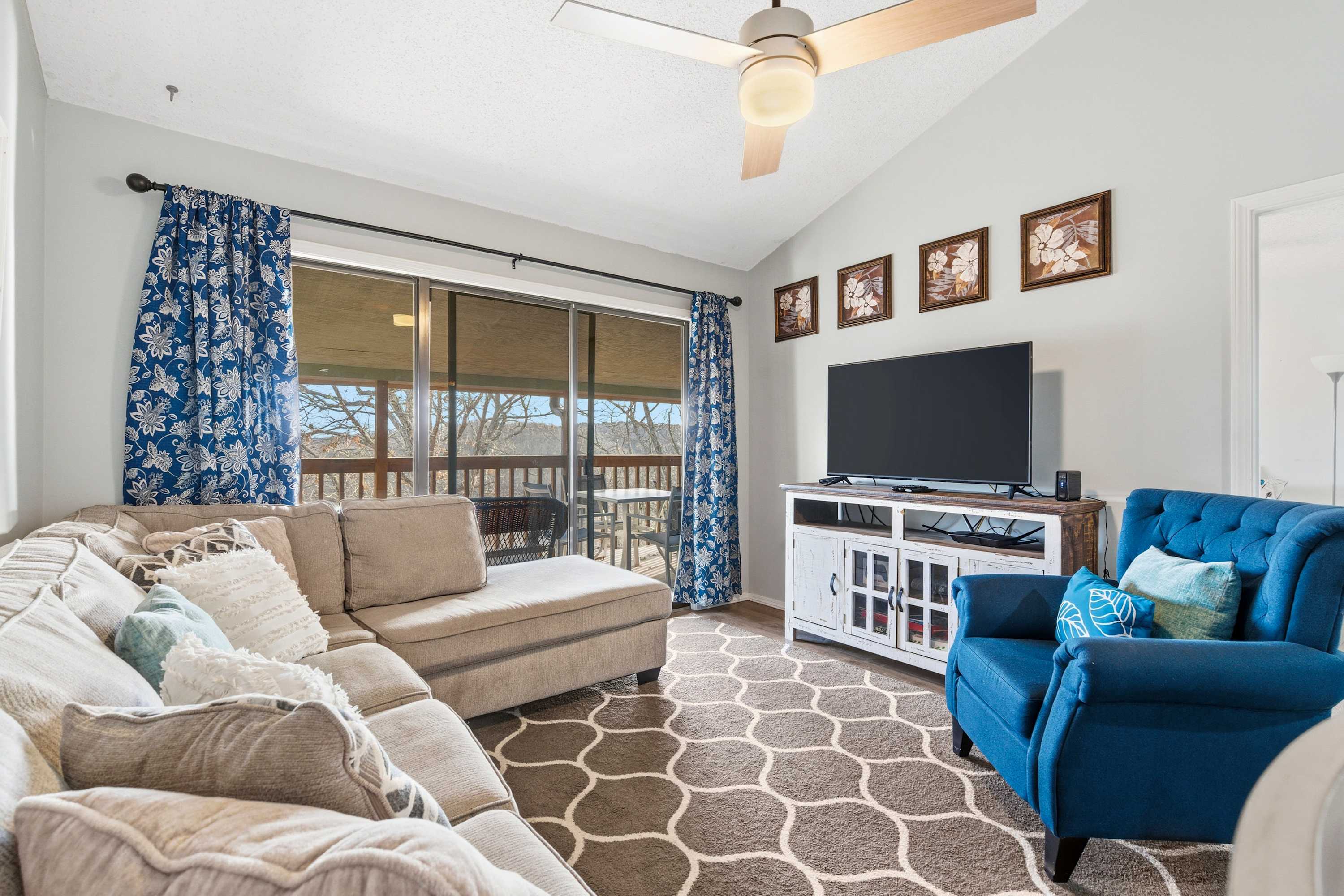 Ozark Overlook Escape - For 6