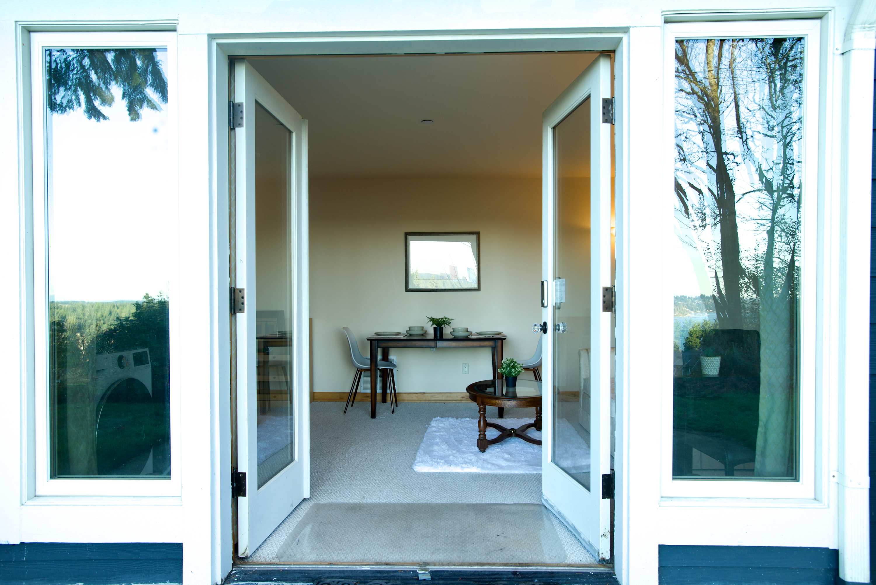 Tranquil Escape With Workspace And Modern Amenities - Serene Haven - Washington
