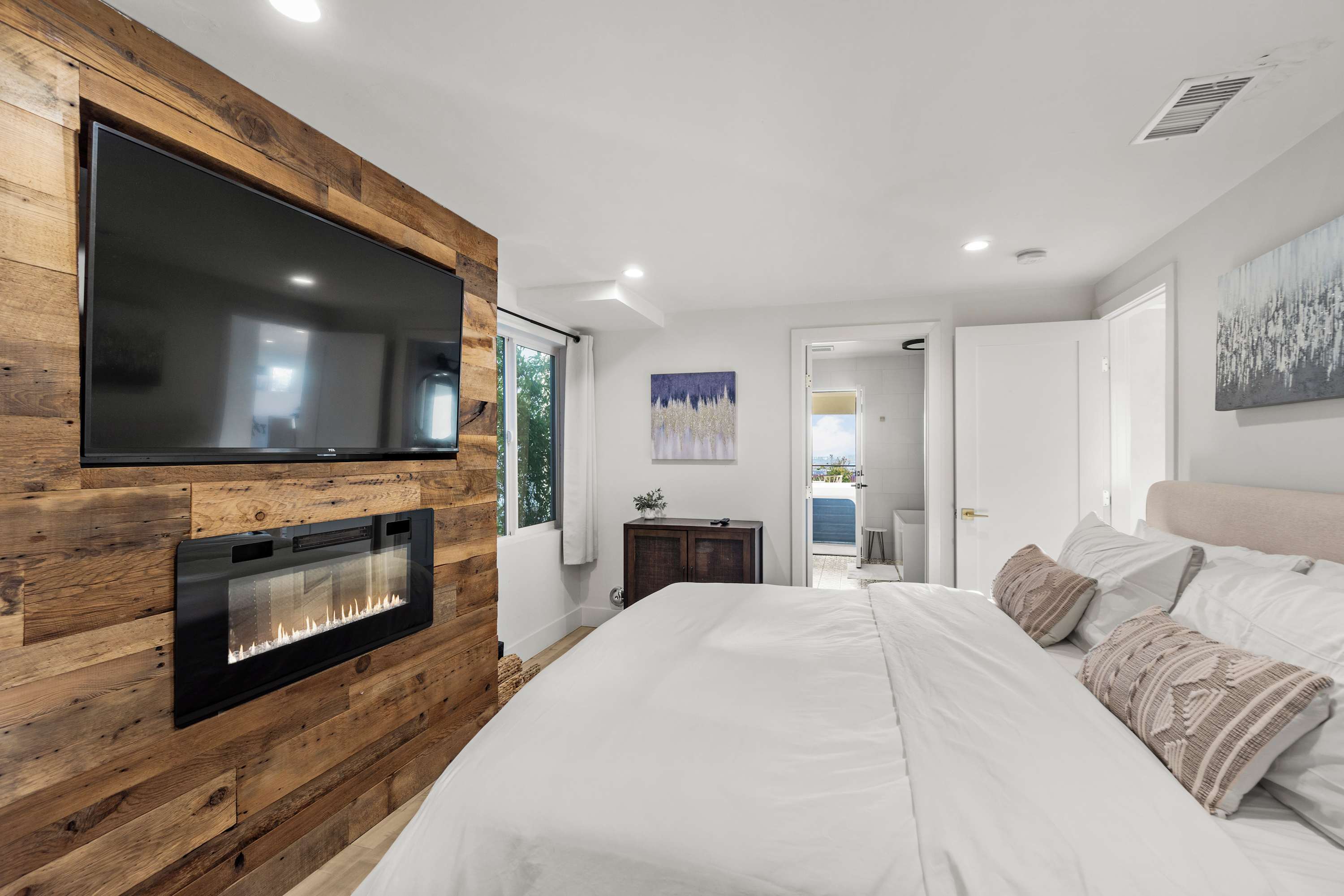 The California II - Mission Hills Hideaway