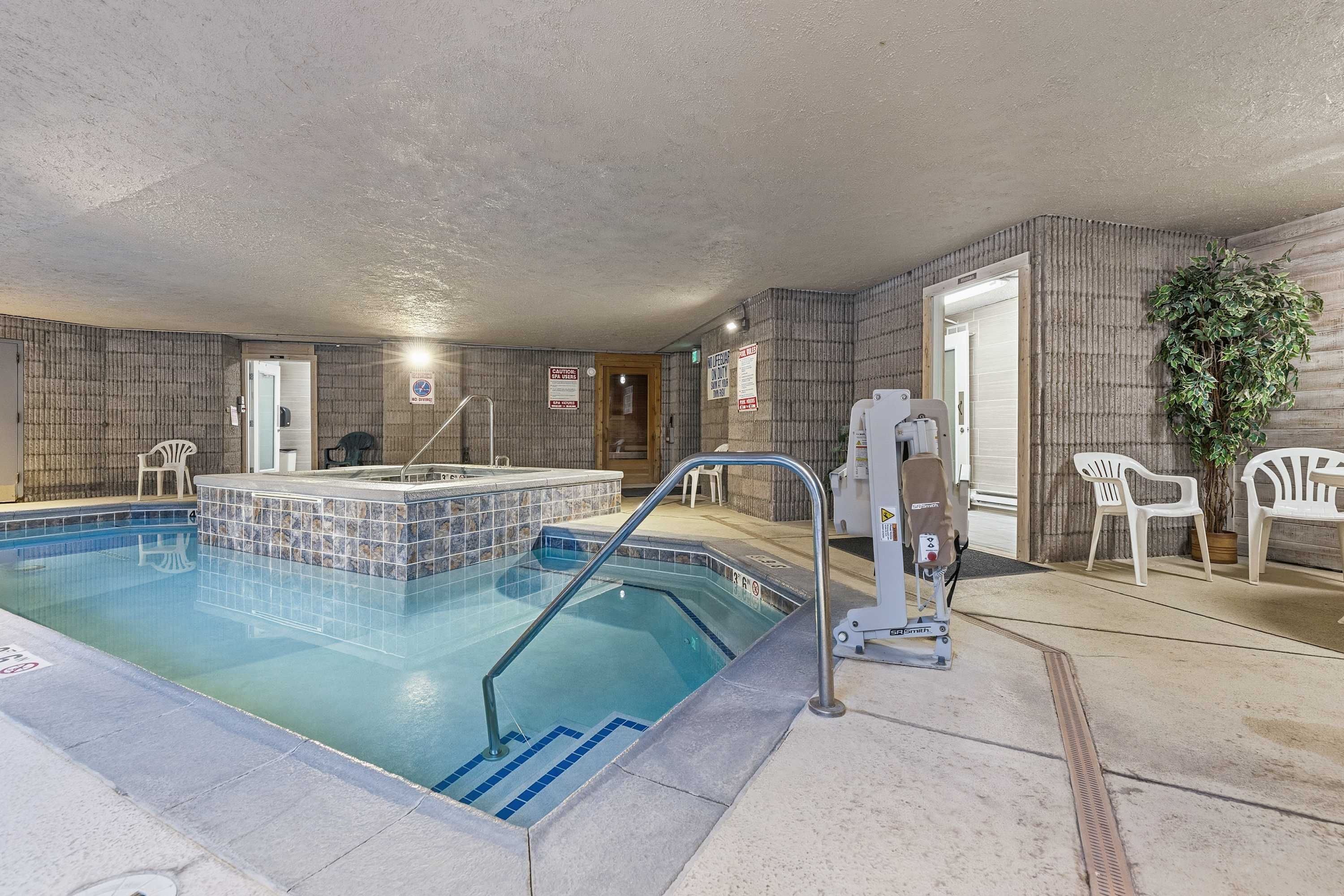 Communal Indoor Pool