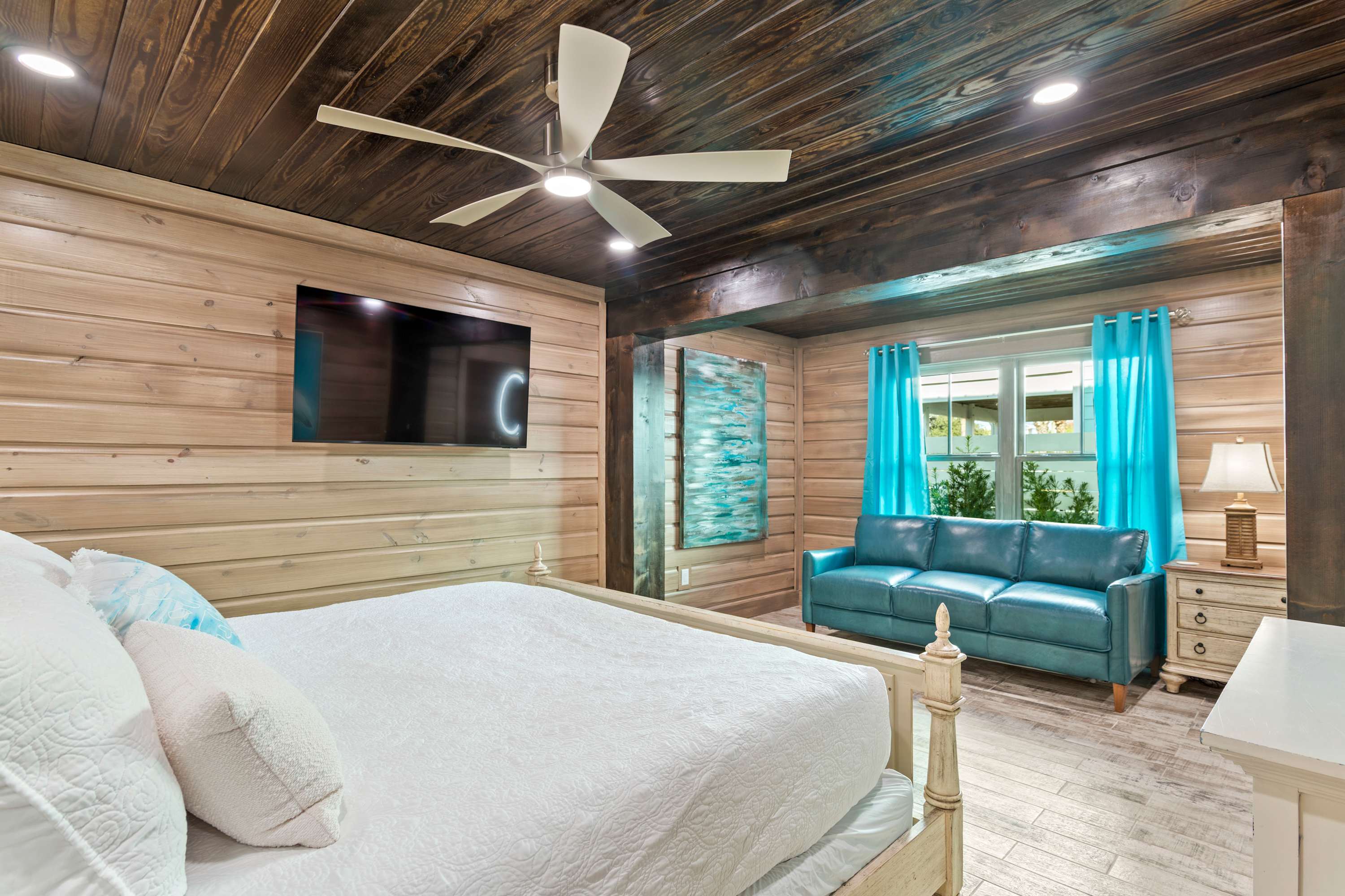 BRAND NEW RENO IN CRYSTAL BEACH! | Salty Skipper