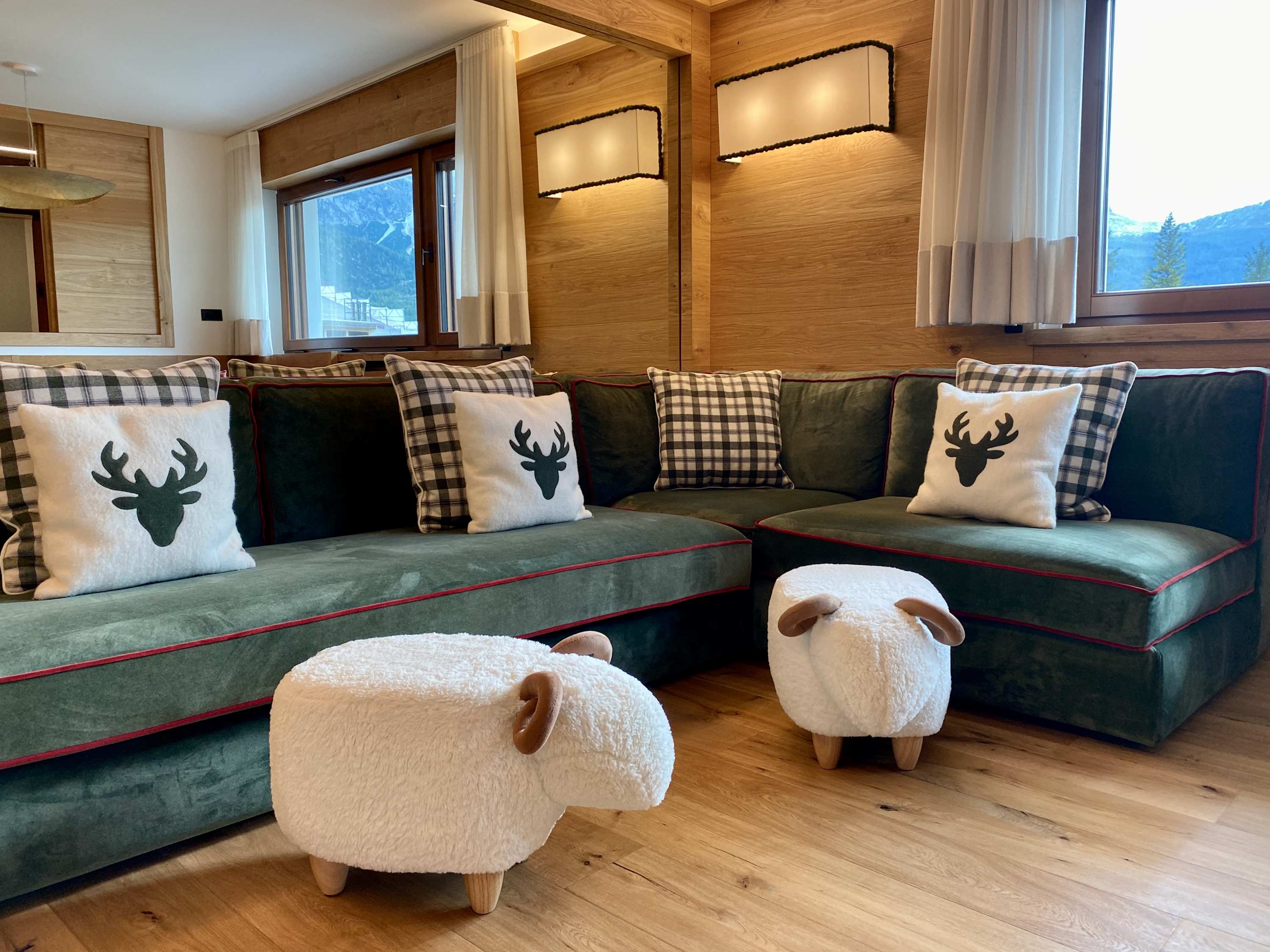 Charming ground floor flat with breathtaking views — Cortina d'Ampezzo, Veneto — vacation rental