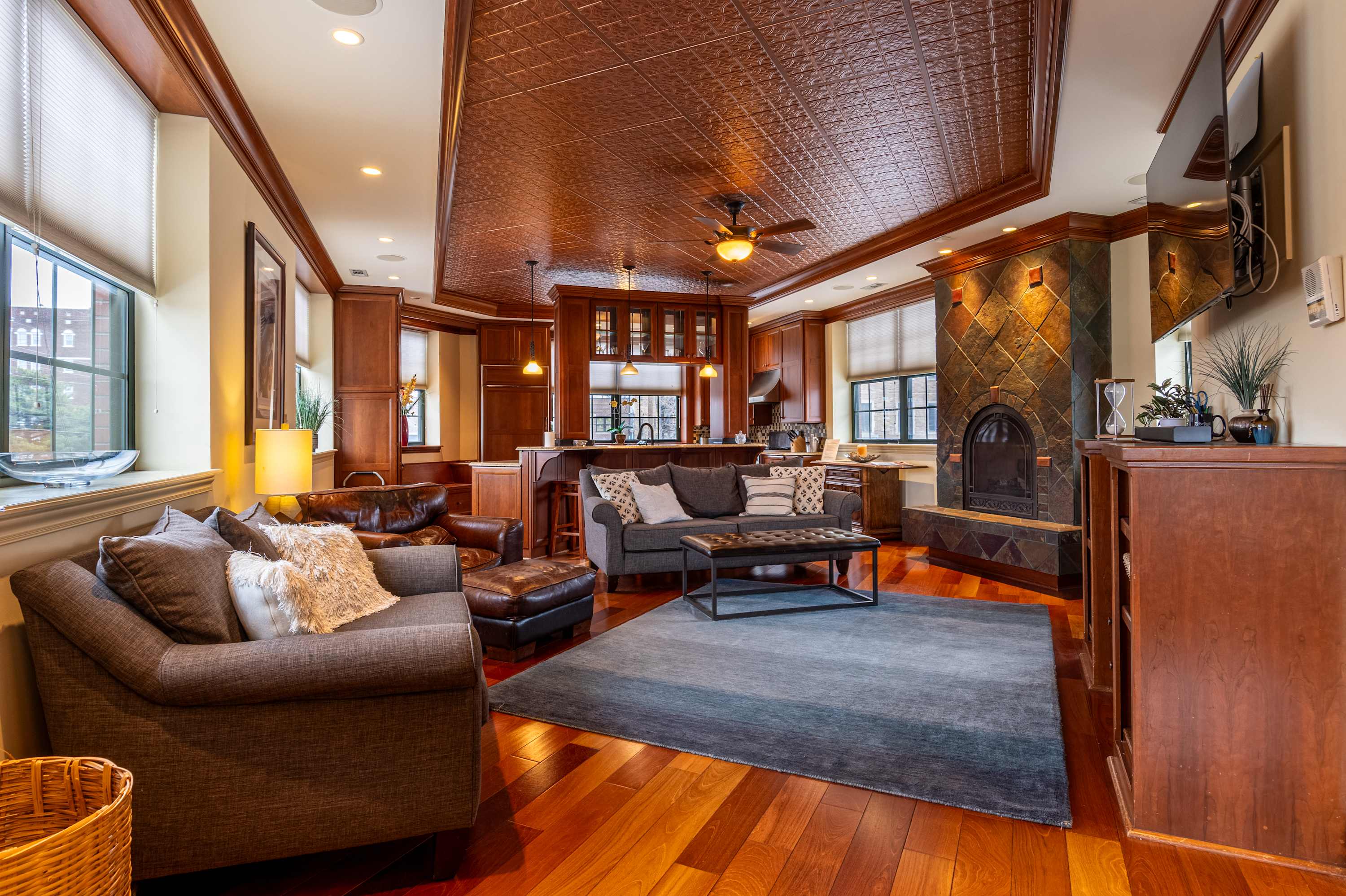 Grand Luxury Loft right Downtown — Indianapolis, IN — vacation rental