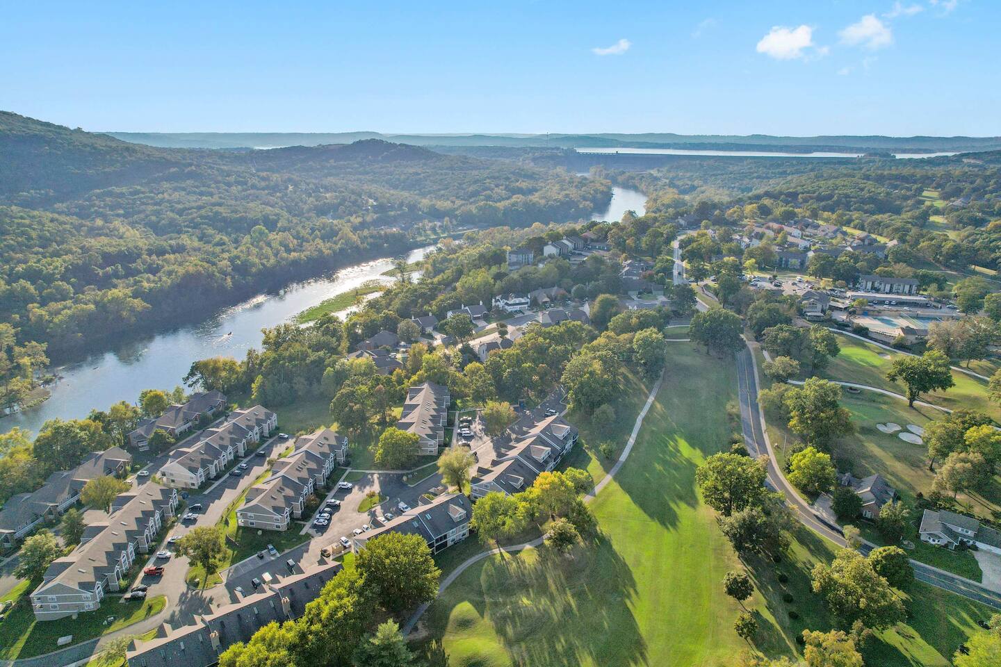 Cute, Comfy & Cozy - For 6 | Photo 3