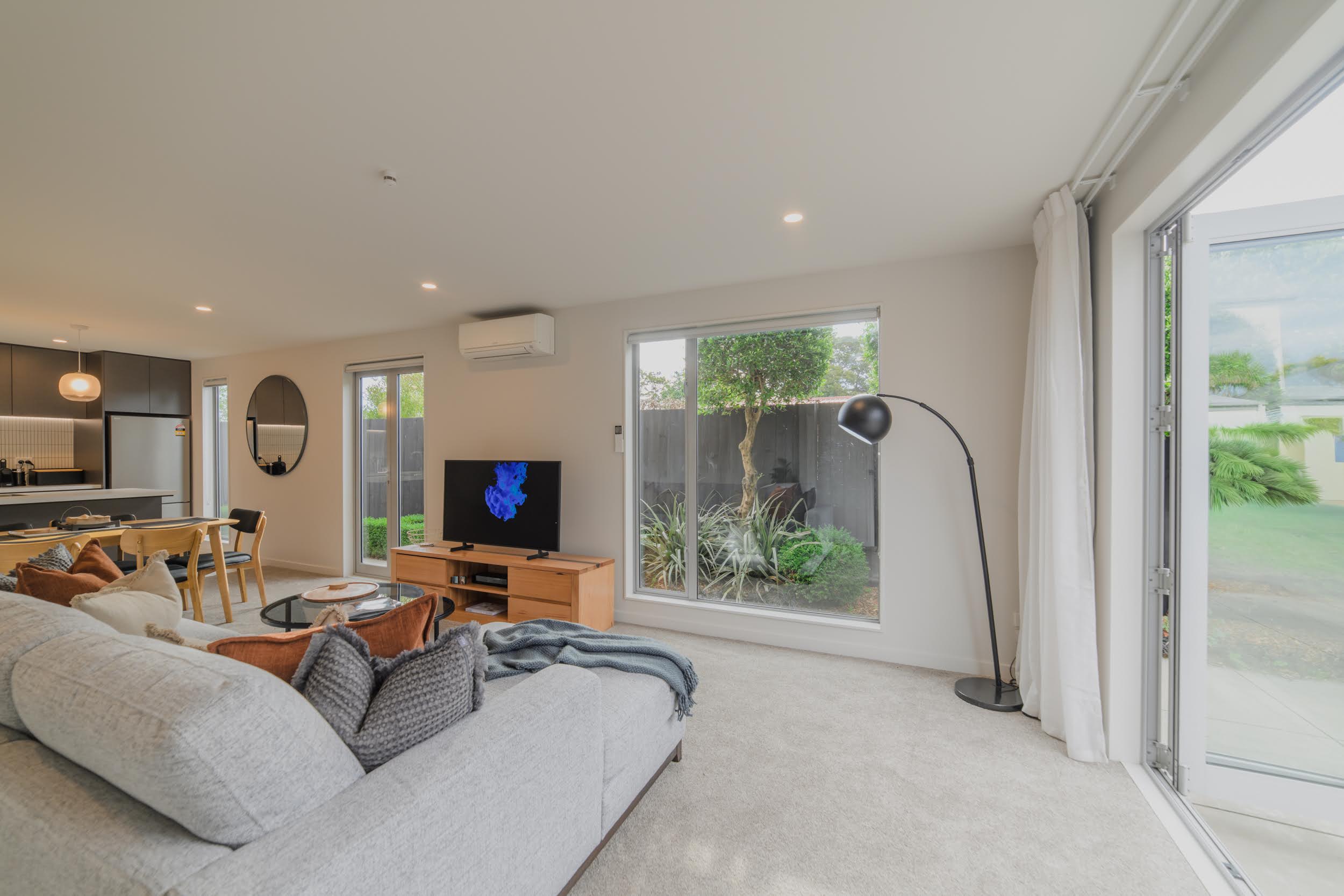 Modern 3BR Richmond Retreat with Garage Parking β Christchurch, Canterbury Region β vacation rental