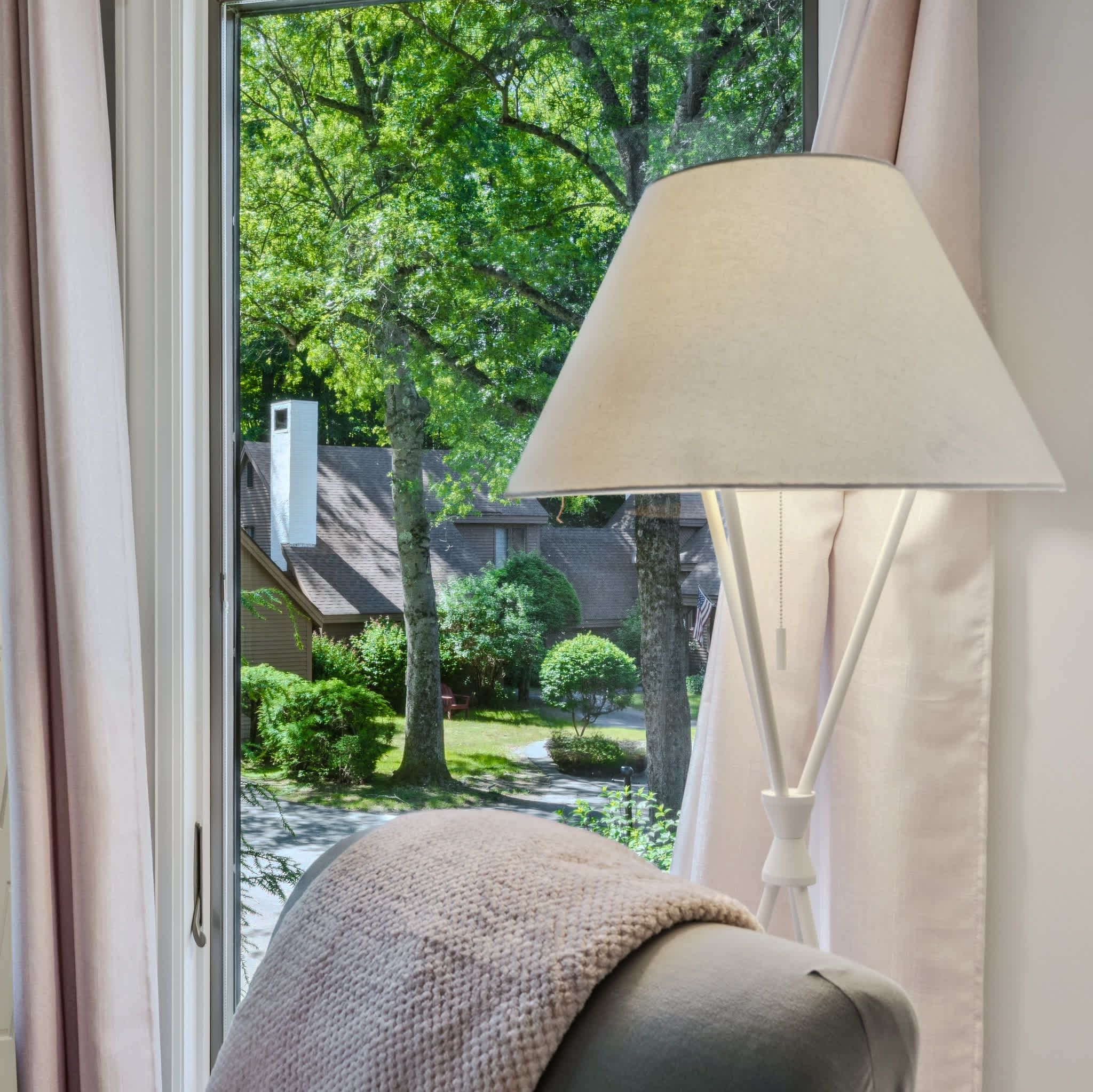 Highland 6th Hole & RiverView - Fairway Village 5A