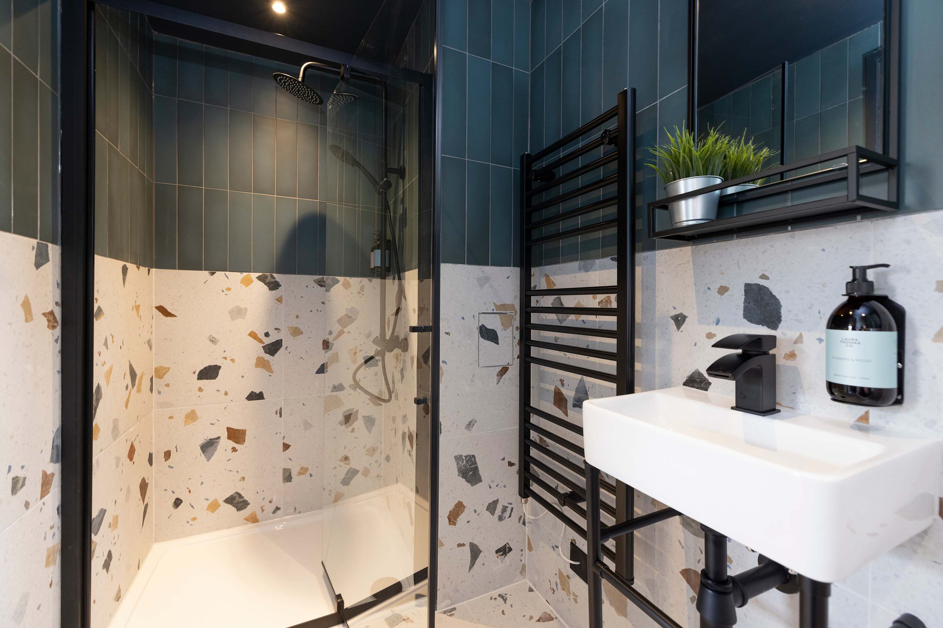 Superior Studio near the Castle-4th floor in Castle Street 30 EH2 3HT - Property image 14 - VivreStays