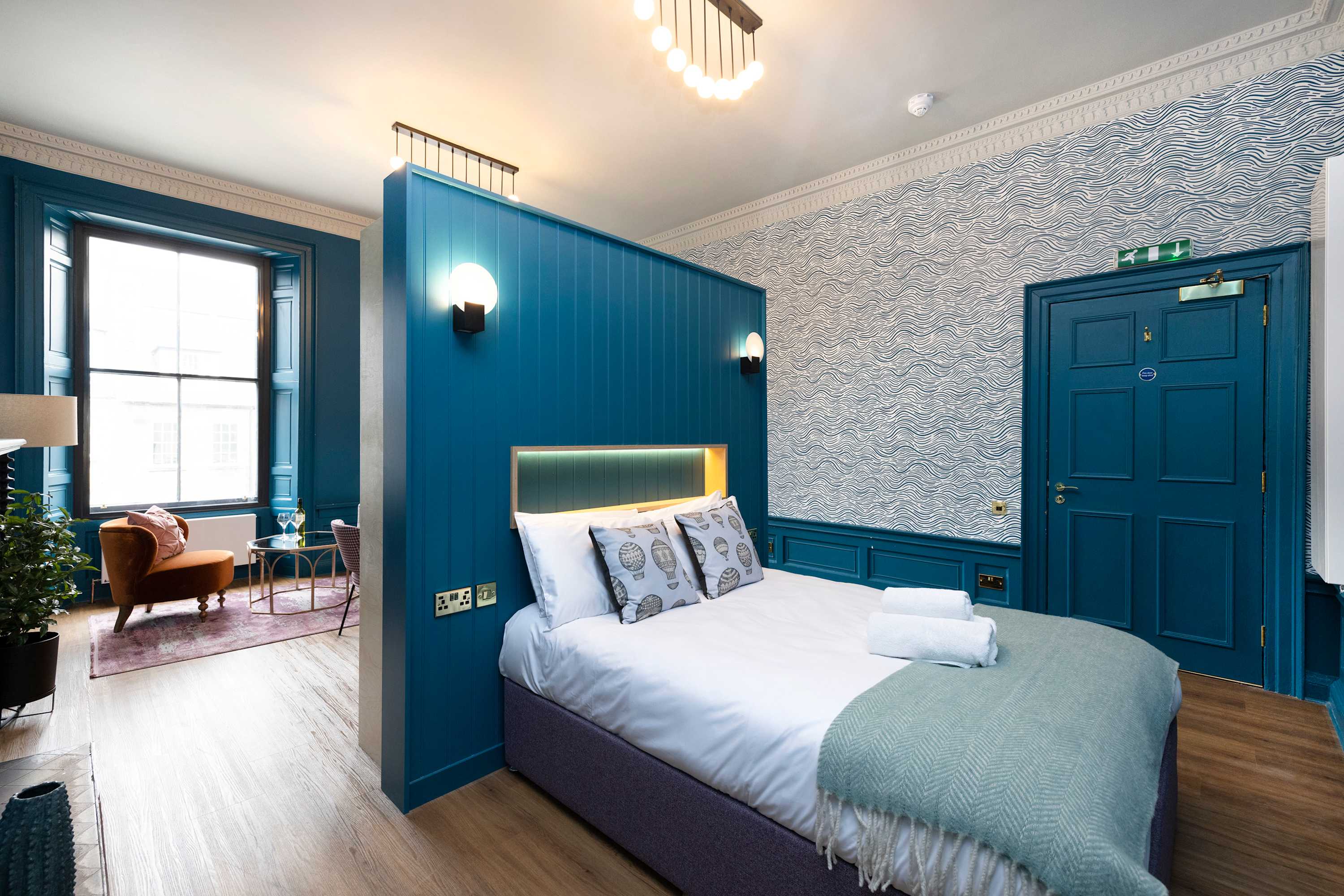 Bright Studio with Castle View in Castle Street 30 EH2 3HT - Property image 7 - VivreStays