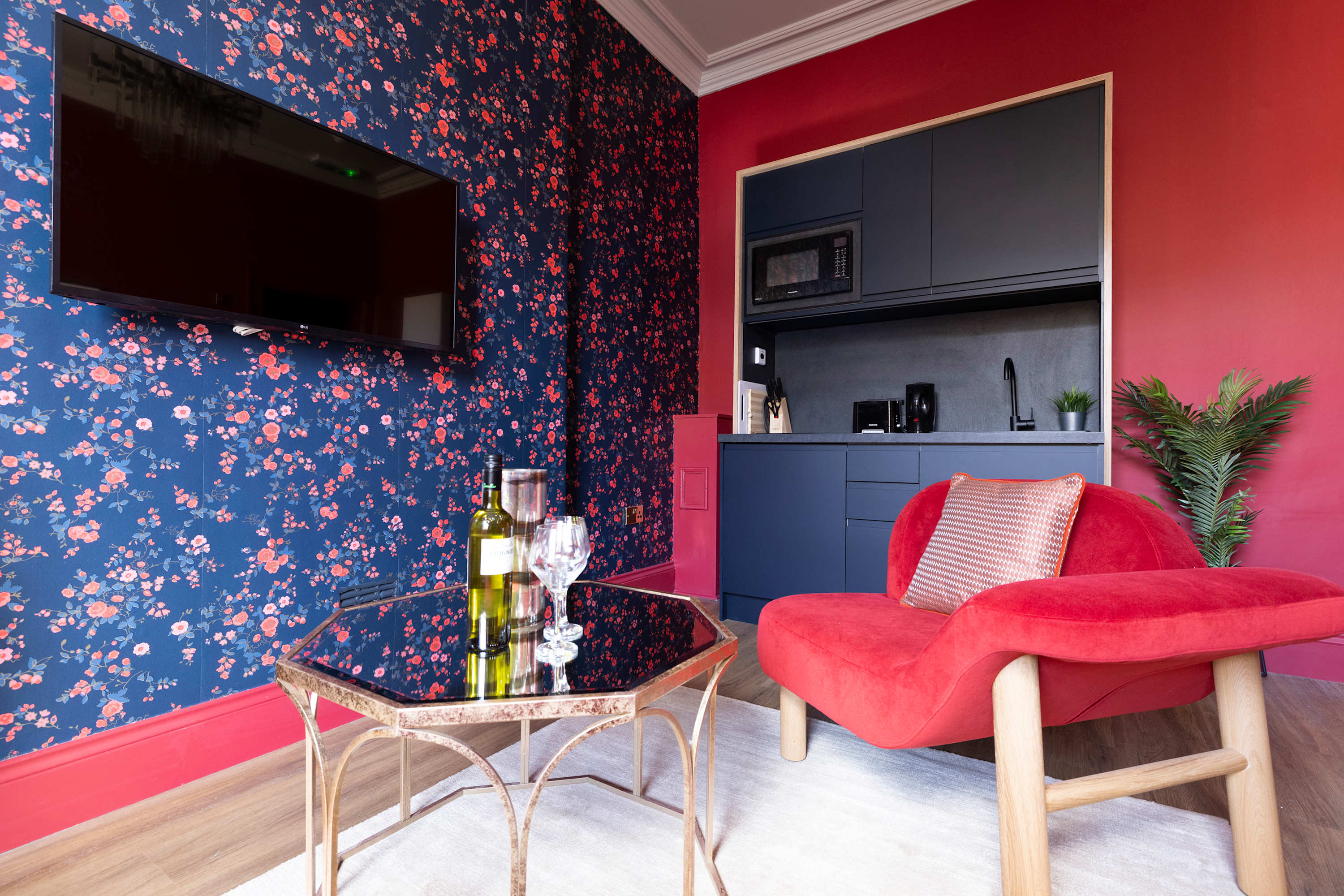 Elegant Studio 15 mins to the Castle in Castle Street 30 EH2 3HT - Property image 4 - VivreStays