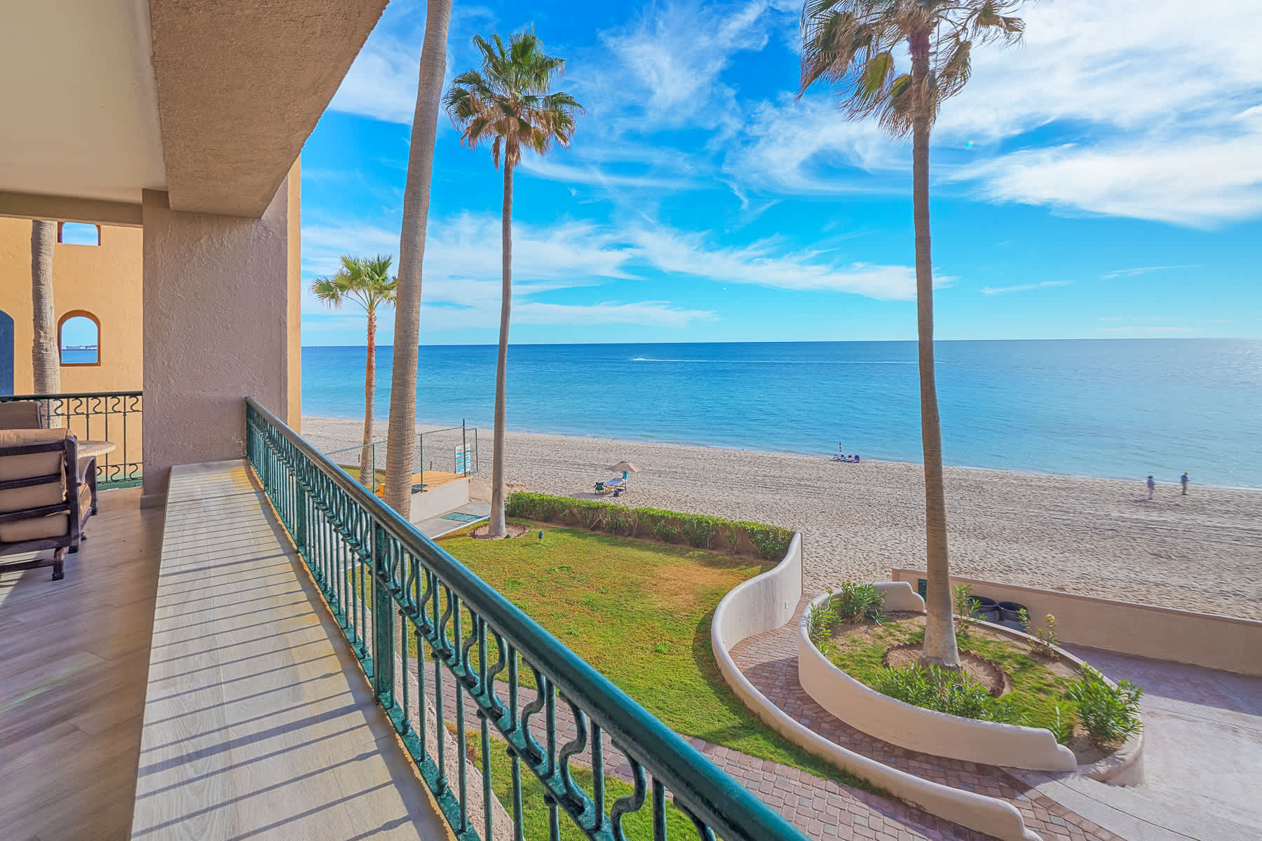 Beachfront Oasis at Sonoran Spa E201