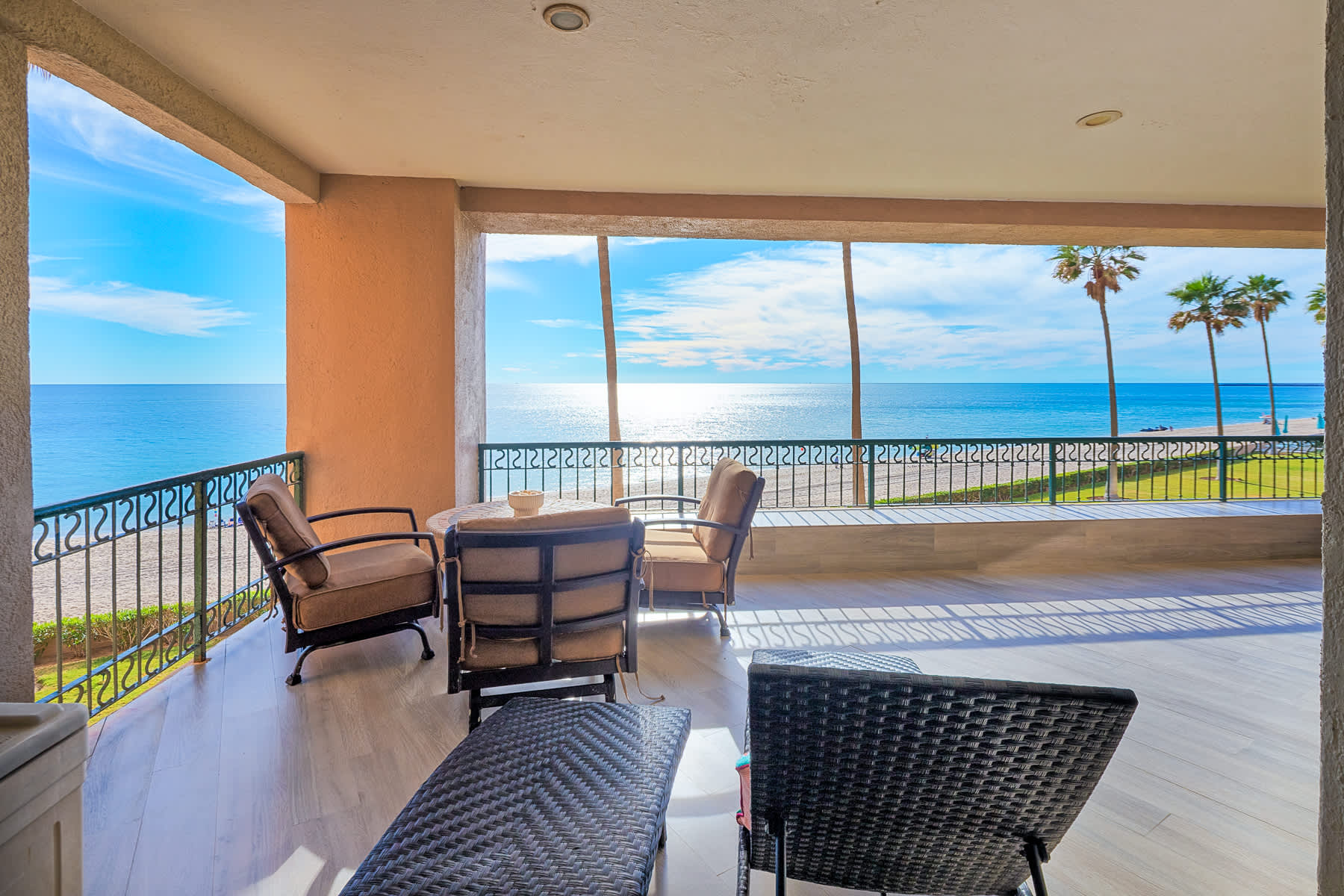 Beachfront Oasis at Sonoran Spa E201