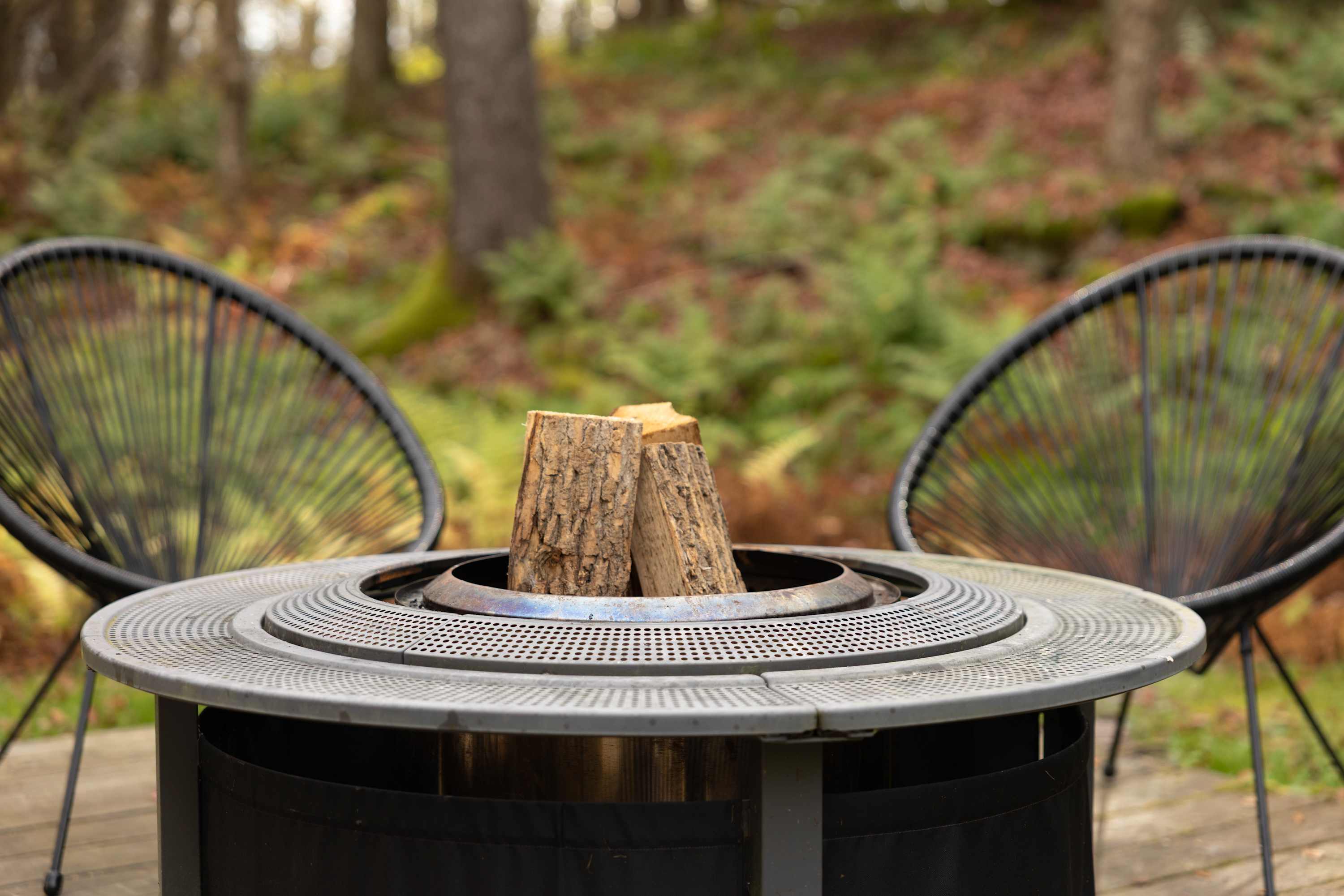 3BR Chalet: Deck, Fire Pit, Gazebo, Forest Views