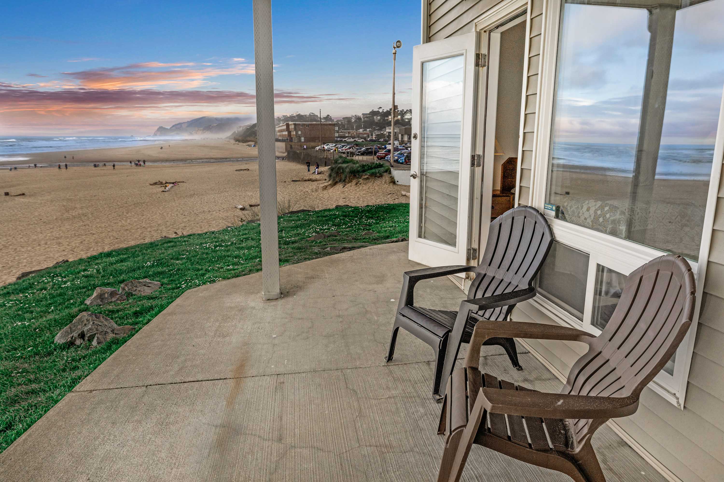 Oceanfront Condo - Beach Access - Pool & Hot Tub! 6