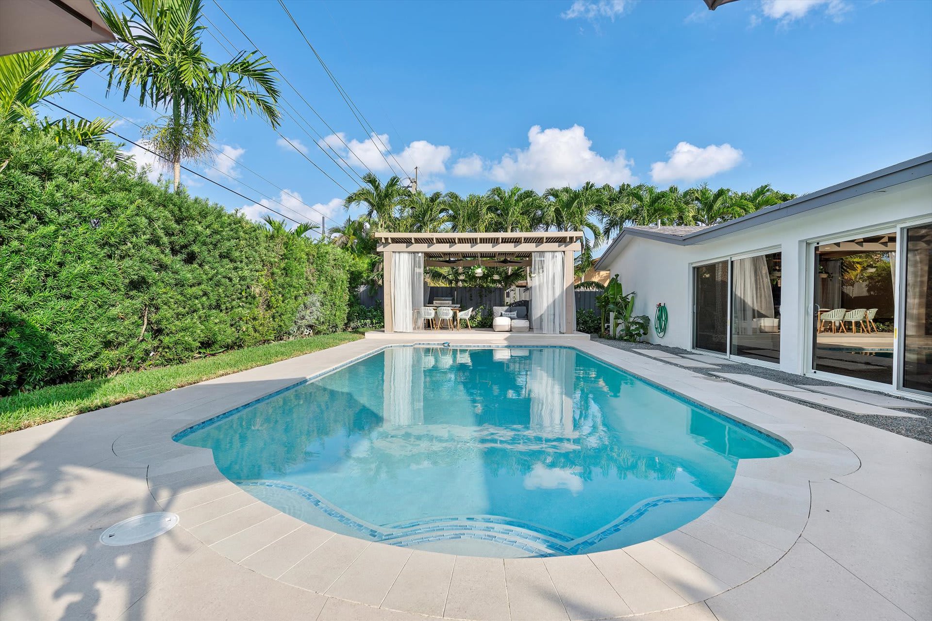 Stylish 6BR Miami Villa with Game Room & Heated Pool — Miami, FL — vacation rental