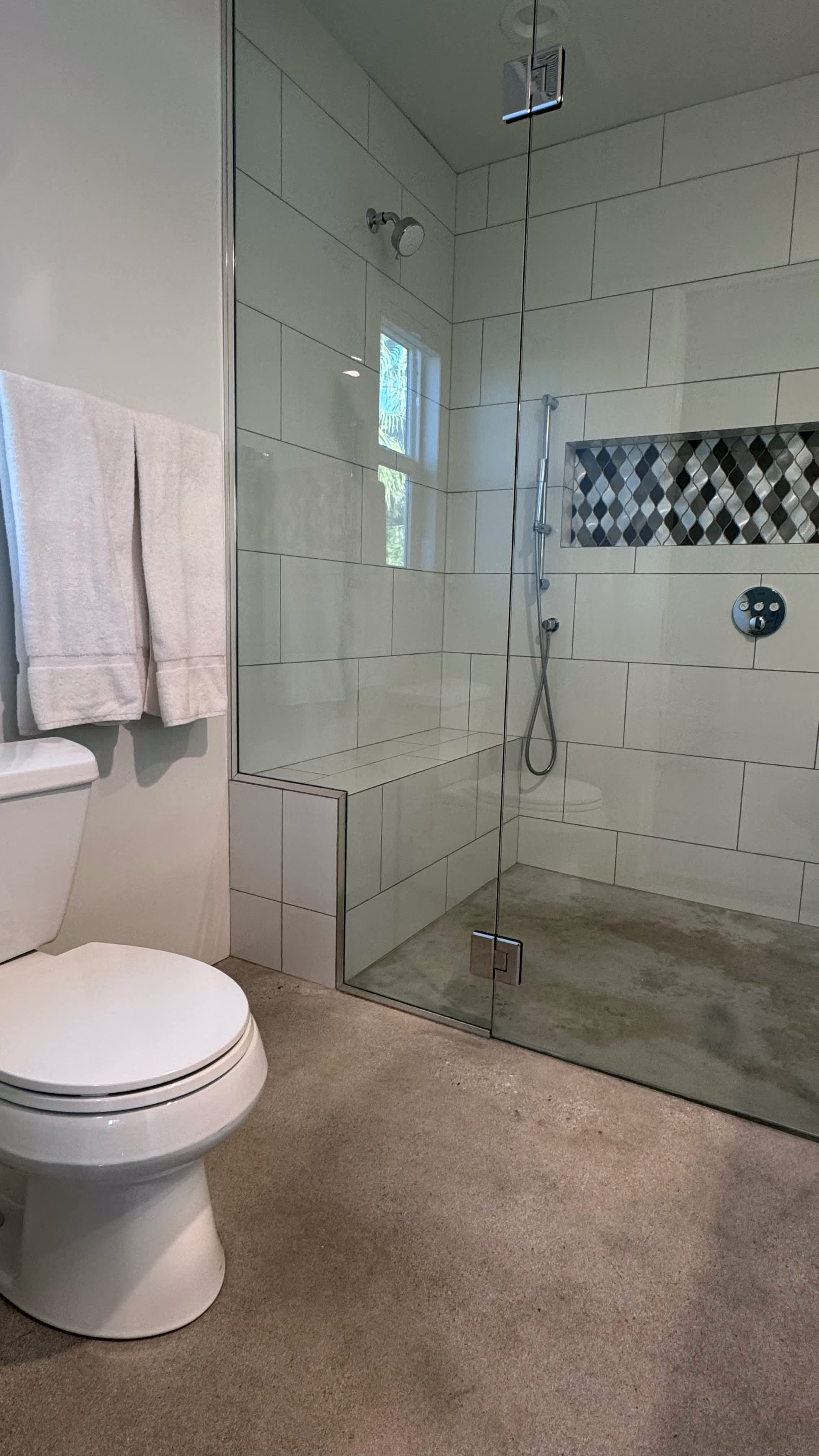 Mid-Century Oasis 4BD/Walled/Pool/Spa/Mtn Views  - Picture 36