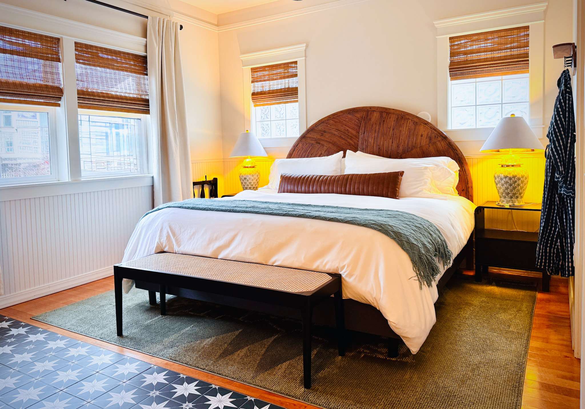 Swank Suites | Step Free King — Ashland, OR — vacation rental