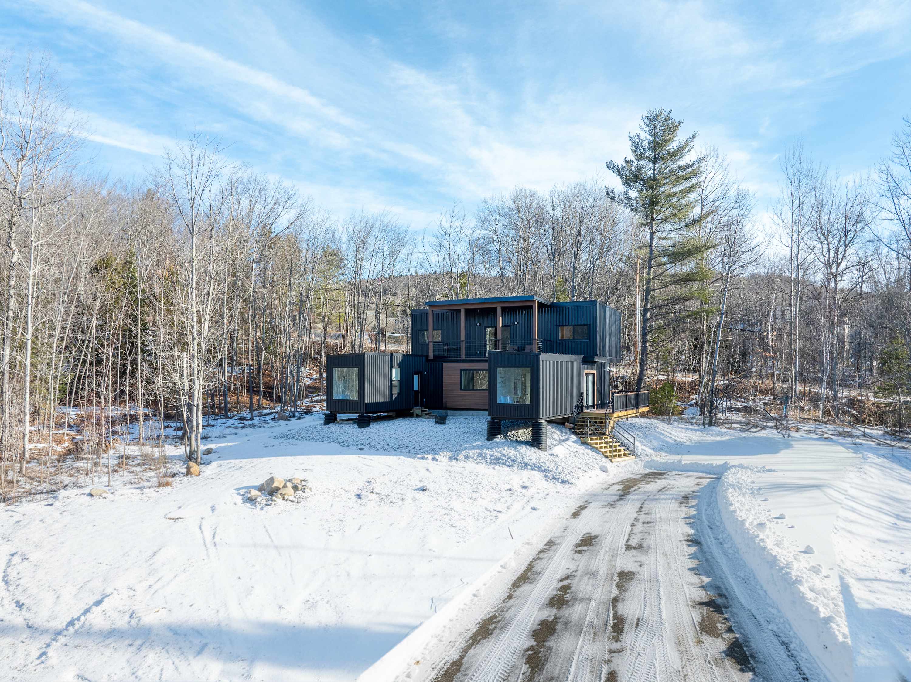 Green Mountain Container Best Views Mount Snow | Photo 12