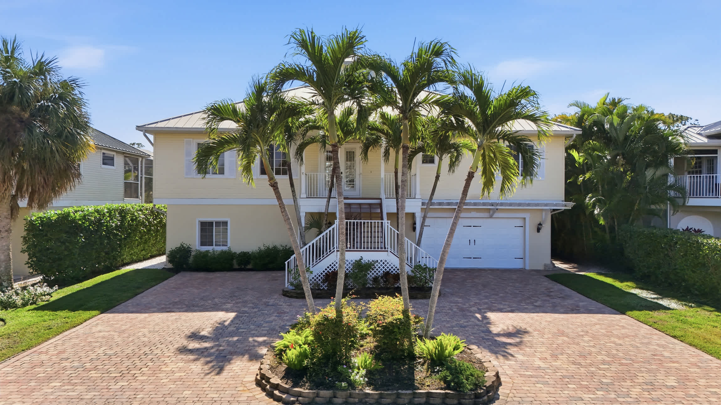 Family Friendly Retreat W Huge Pool 2 Kitchens | Photo 54
