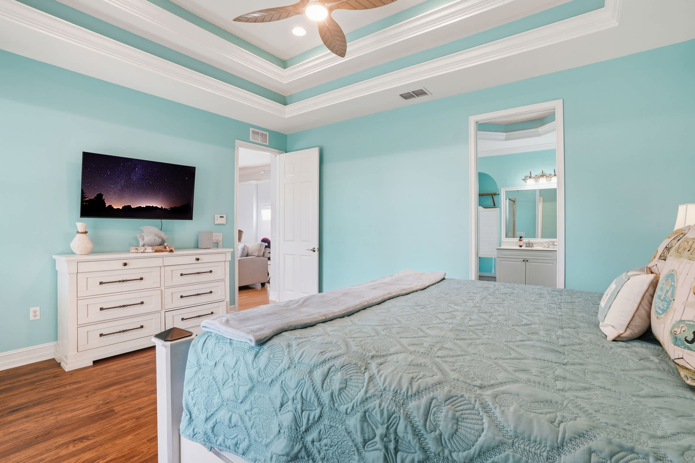 Floor 2 Main Bedroom (#1)