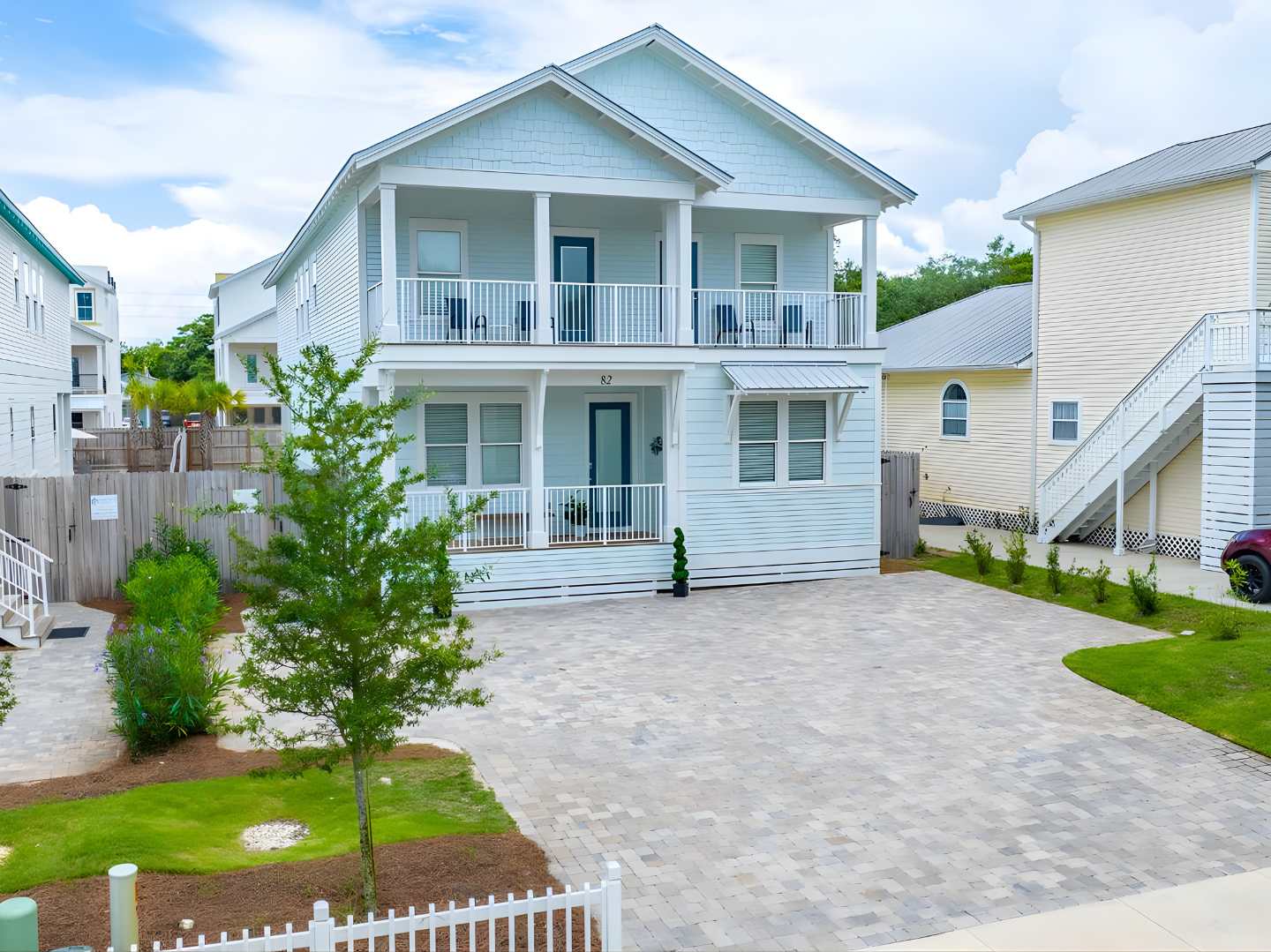 Enchanting Oasis: Private Pool, Spa, Gated Beach Access, Bikes