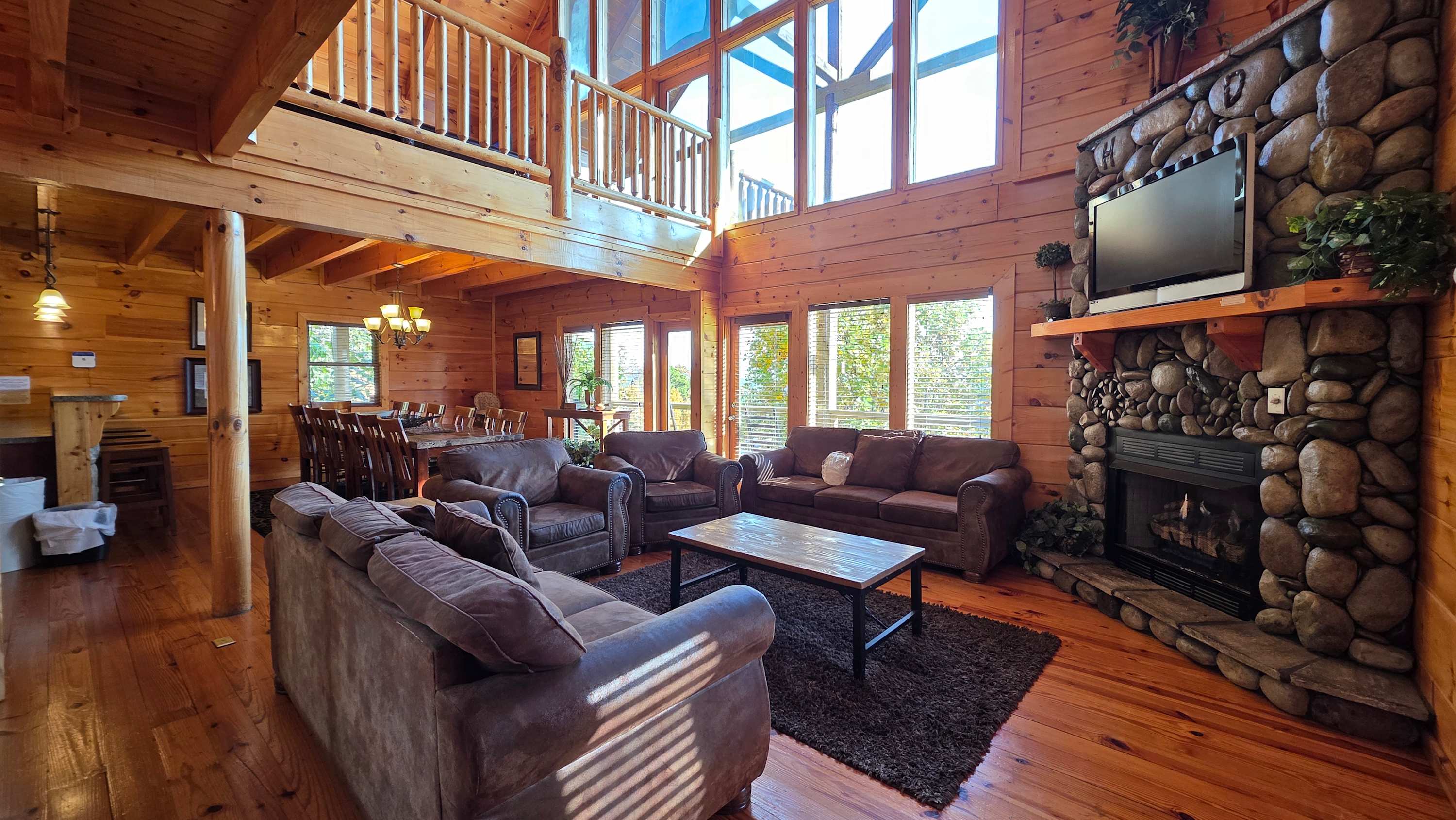 Spacious Cabin, Sleep 28, Hot Tub, Games, Shared Pool — Pigeon Forge, TN — vacation rental