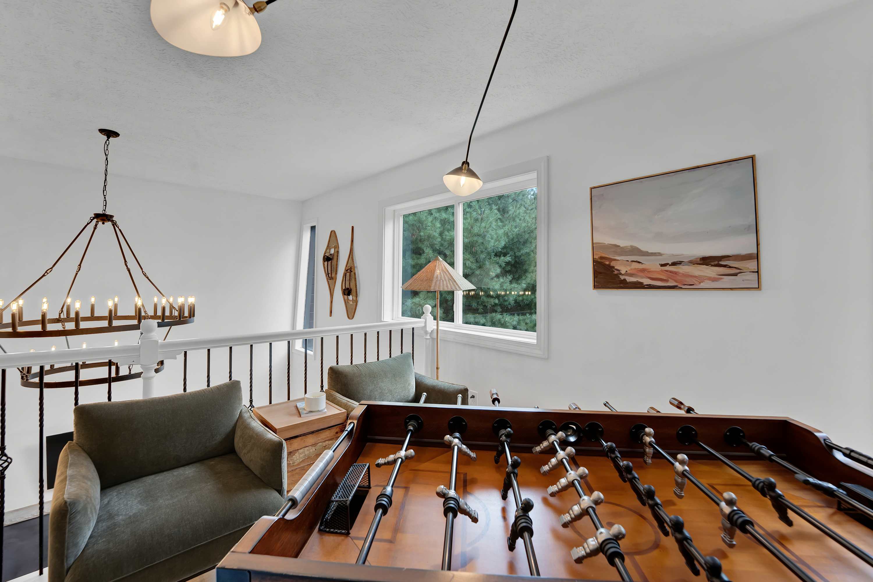 Modern Retreat in the Pines, Firepit, Lake Access