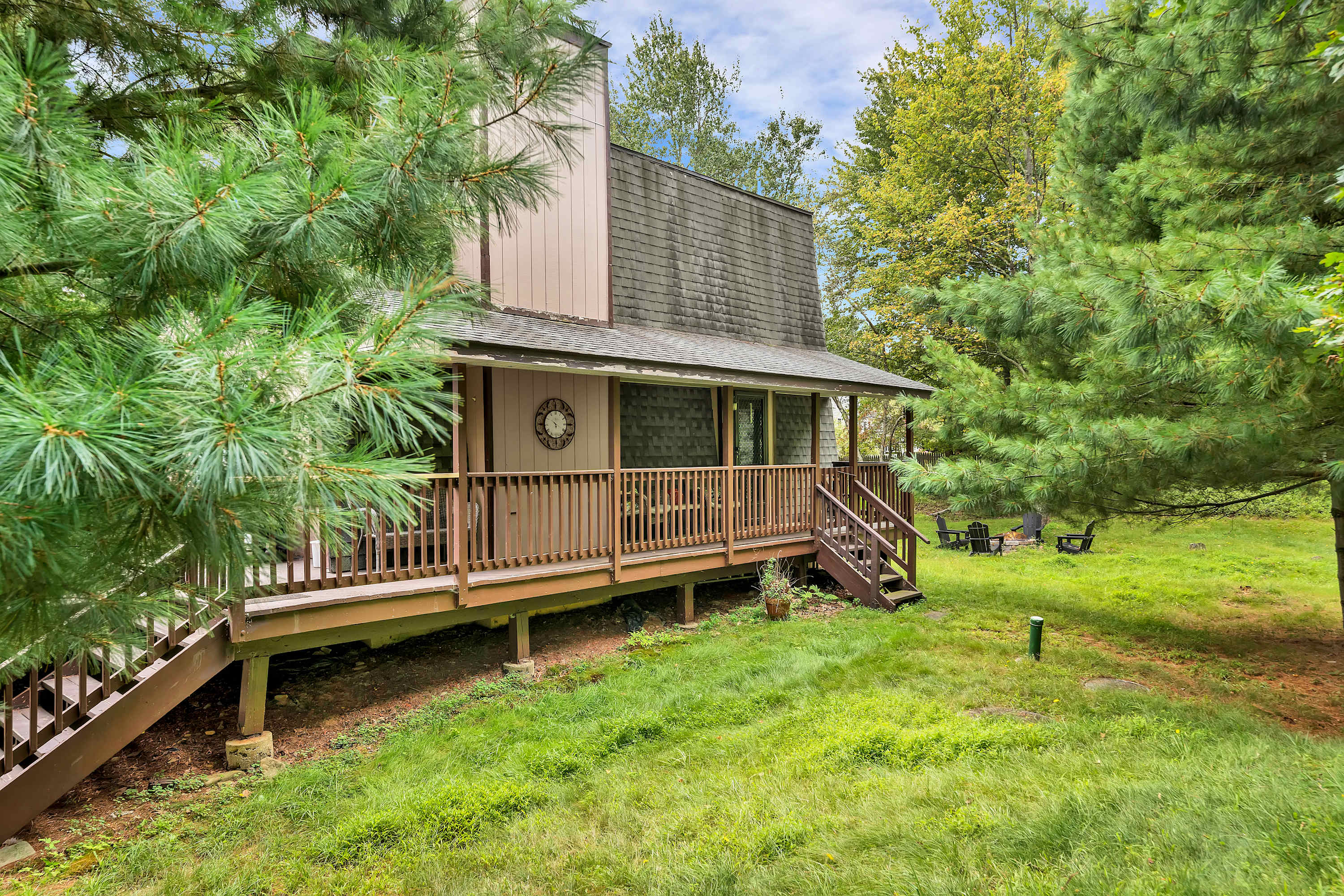 Modern Retreat in the Pines, Firepit, Lake Access