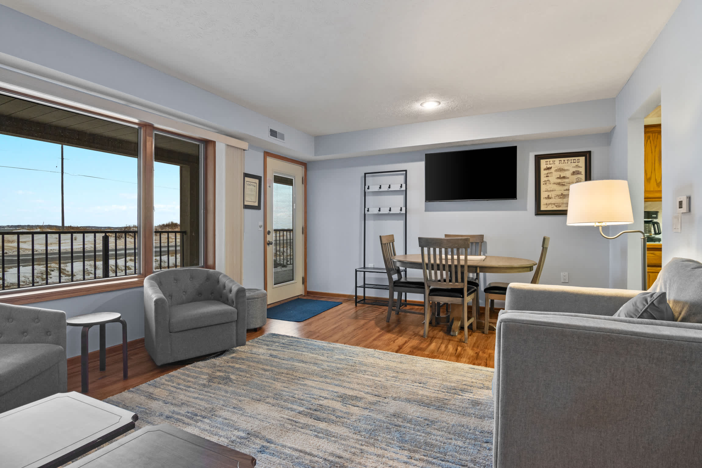 #04 ELK RAPIDS BEACH CONDOMINIUM — Elk Rapids, MI — vacation rental
