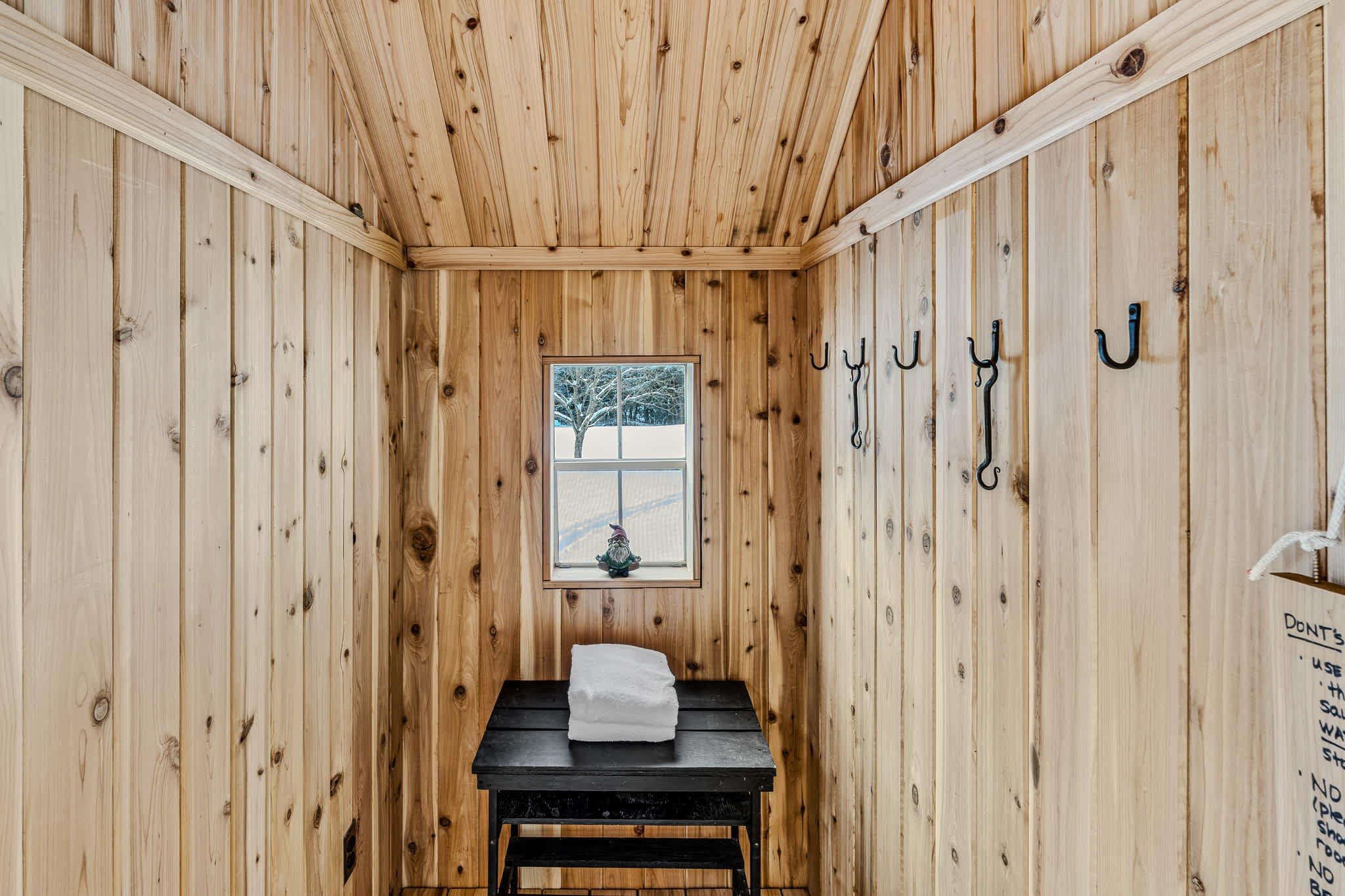 Blue & Sonny Hollow: Modern Cabin Firepit & Trails