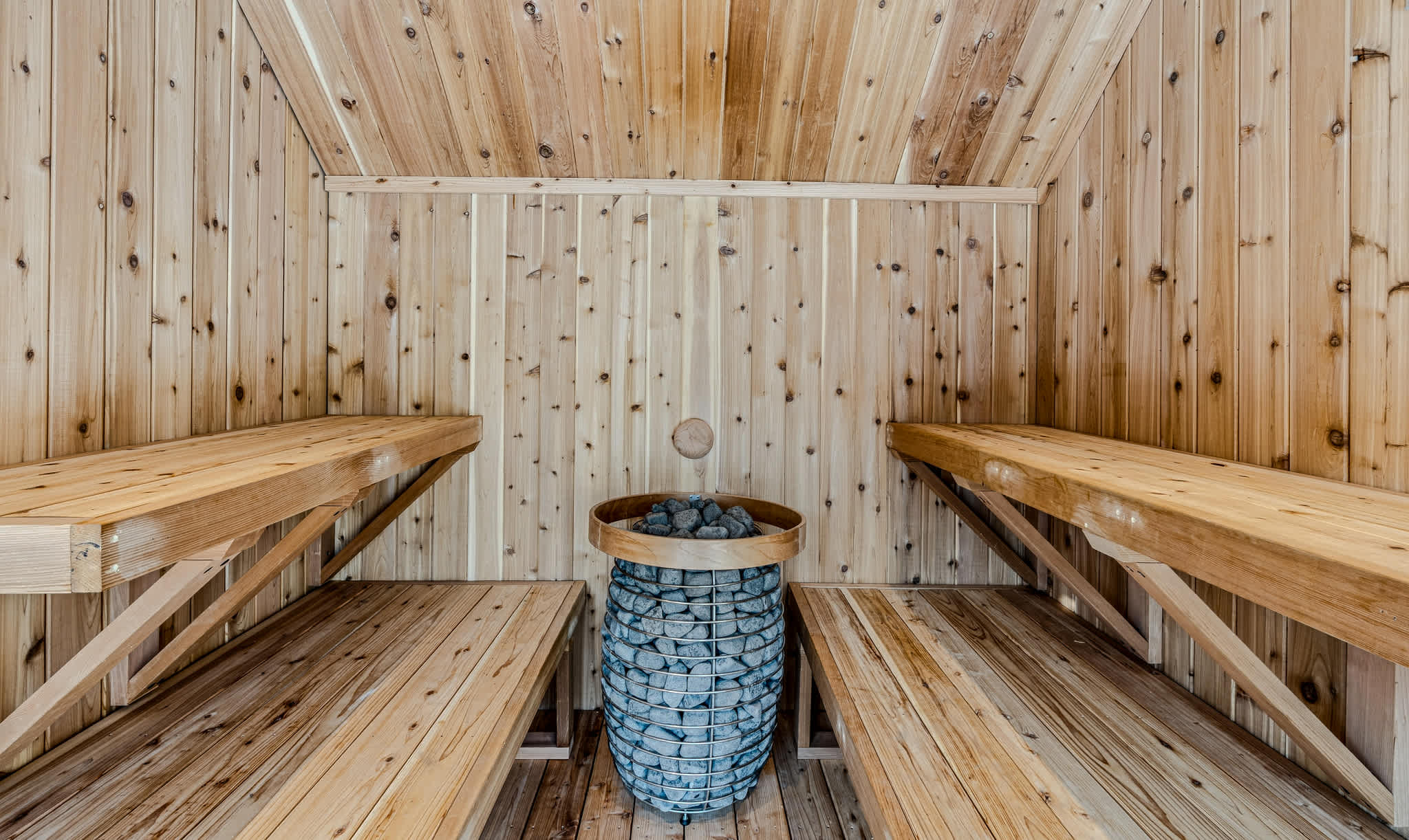 Blue & Sonny Hollow: Modern Cabin Firepit & Trails