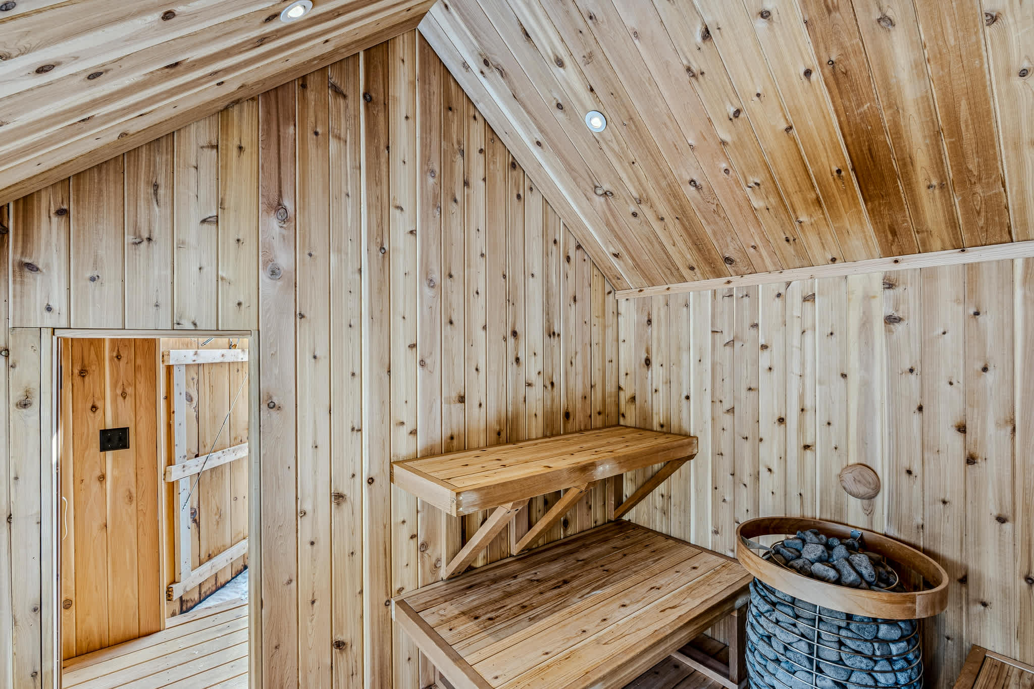 Blue & Sonny Hollow: Modern Cabin Firepit & Trails