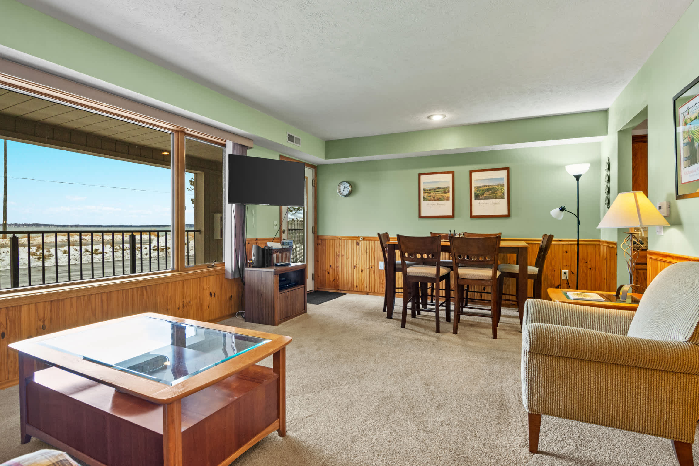 #17 ELK RAPIDS BEACH CONDOMINIUM — Elk Rapids, MI — vacation rental