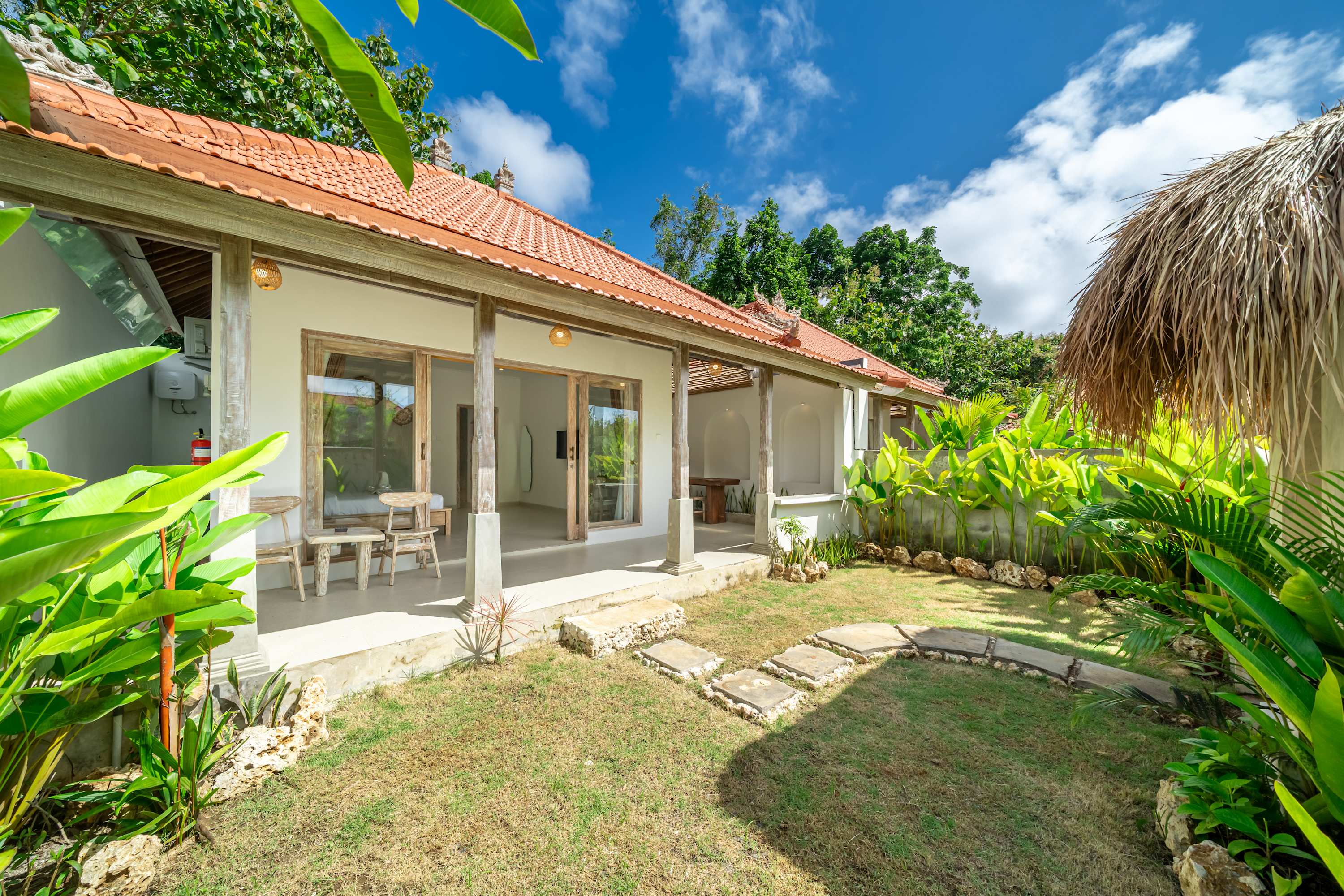 Uluwatu Villa with Private Garden Near Savaya KO1 — Kabupaten Badung, Bali — vacation rental