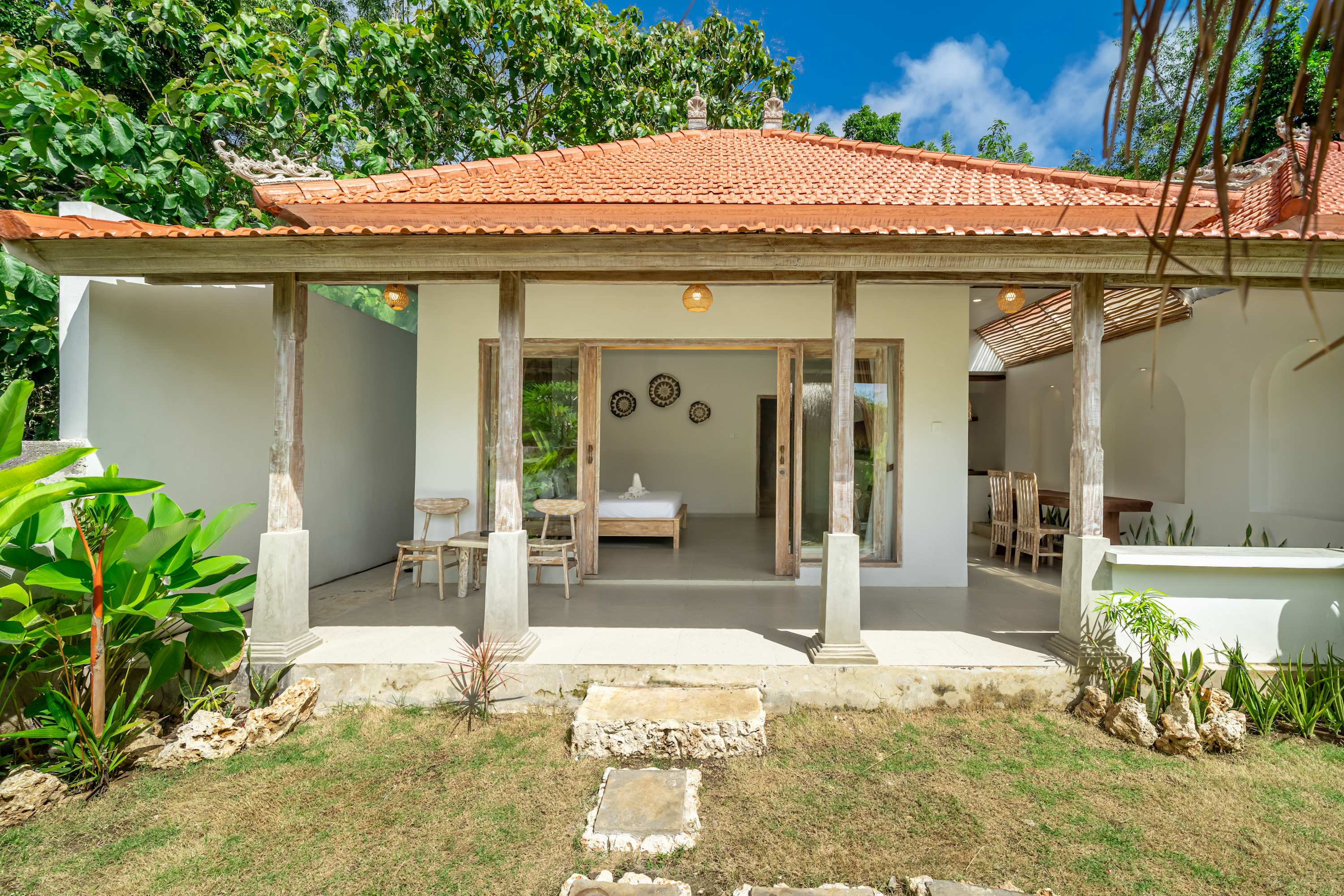 Uluwatu Villa with Private Garden Near Savaya KO2 — Kabupaten Badung, Bali — vacation rental