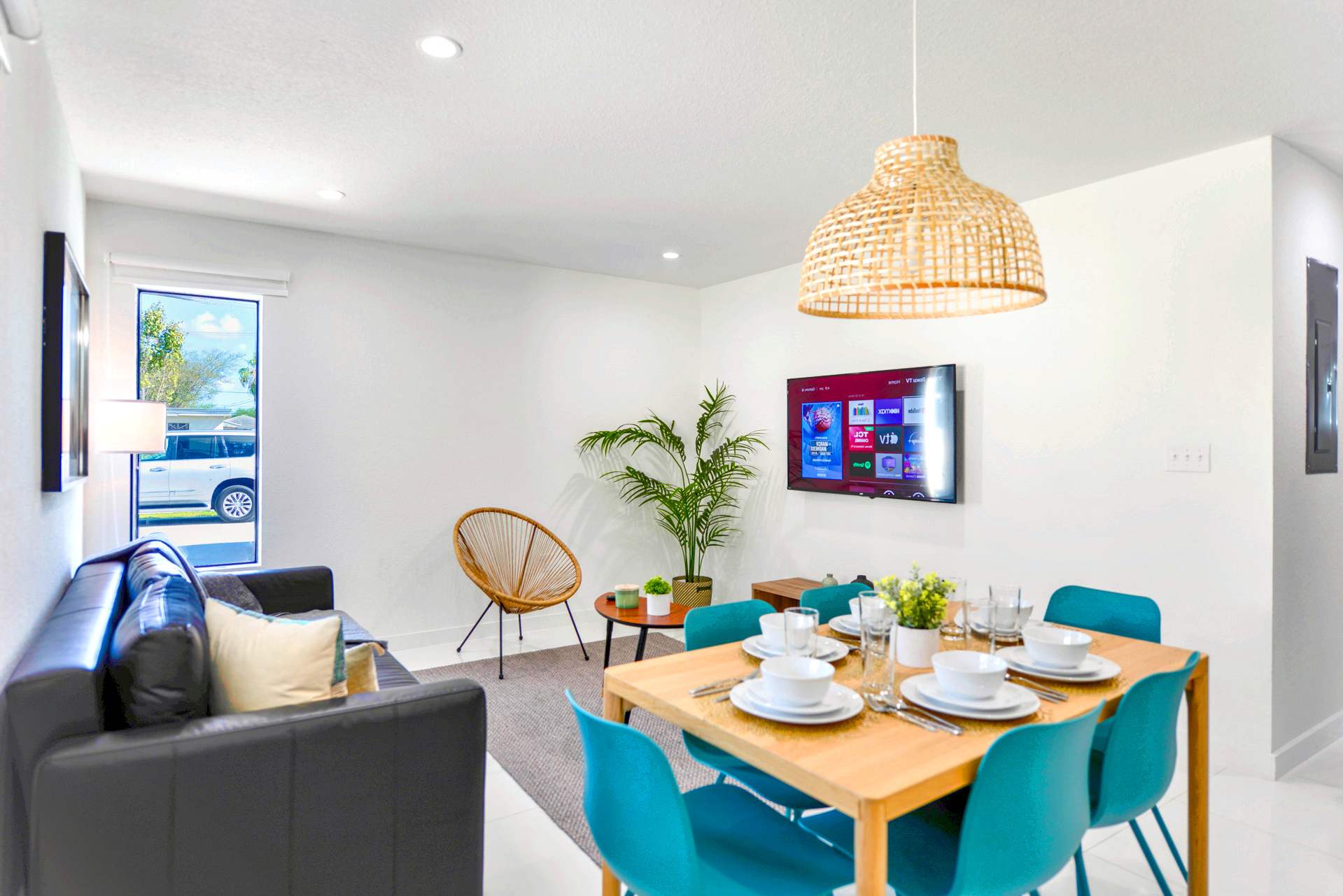 Free Parking | Spacious Duplex 3br - Bahamas