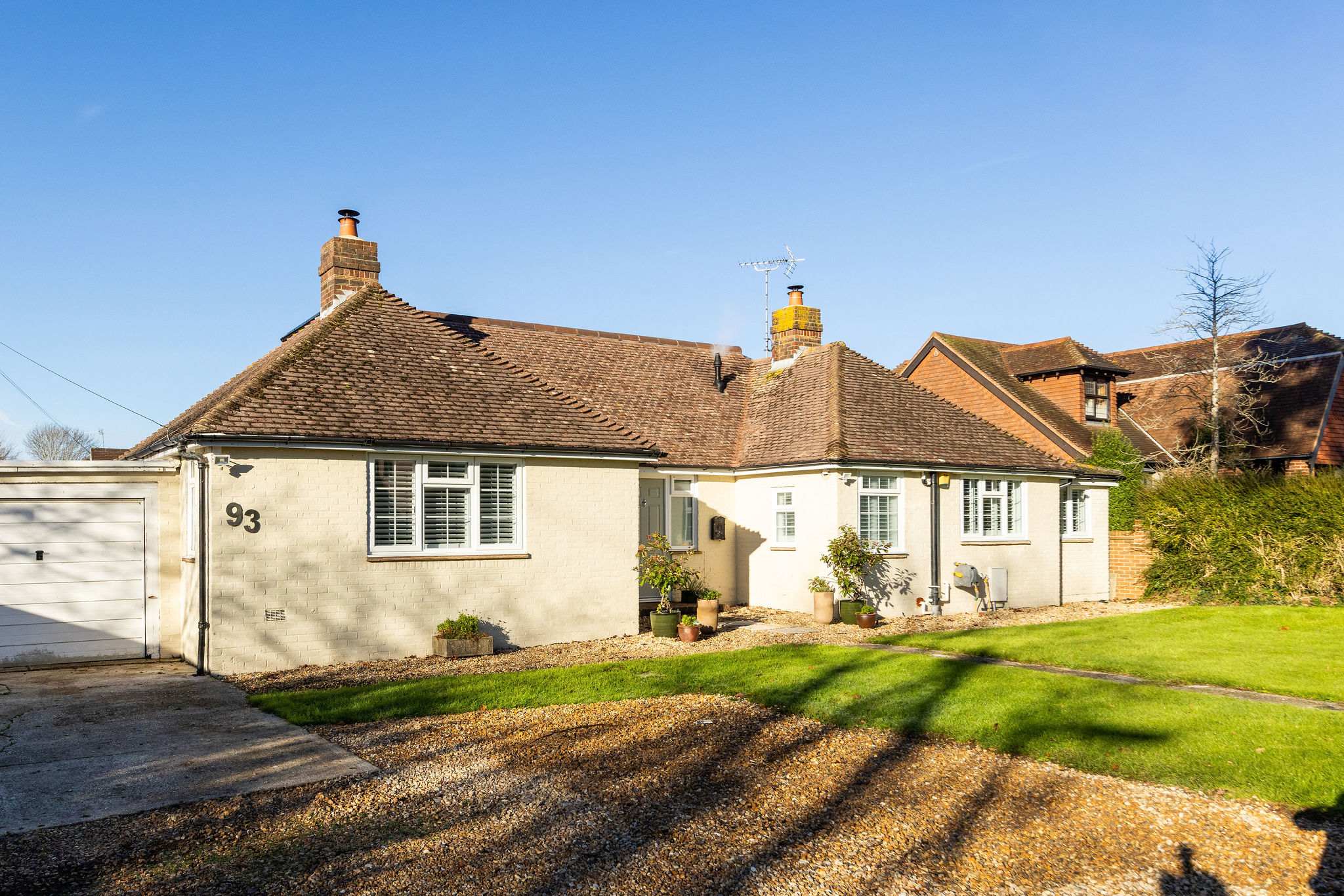 This modern and comfortable home is perfect for families, friends and Goodwood visitors looking for a relaxed base.