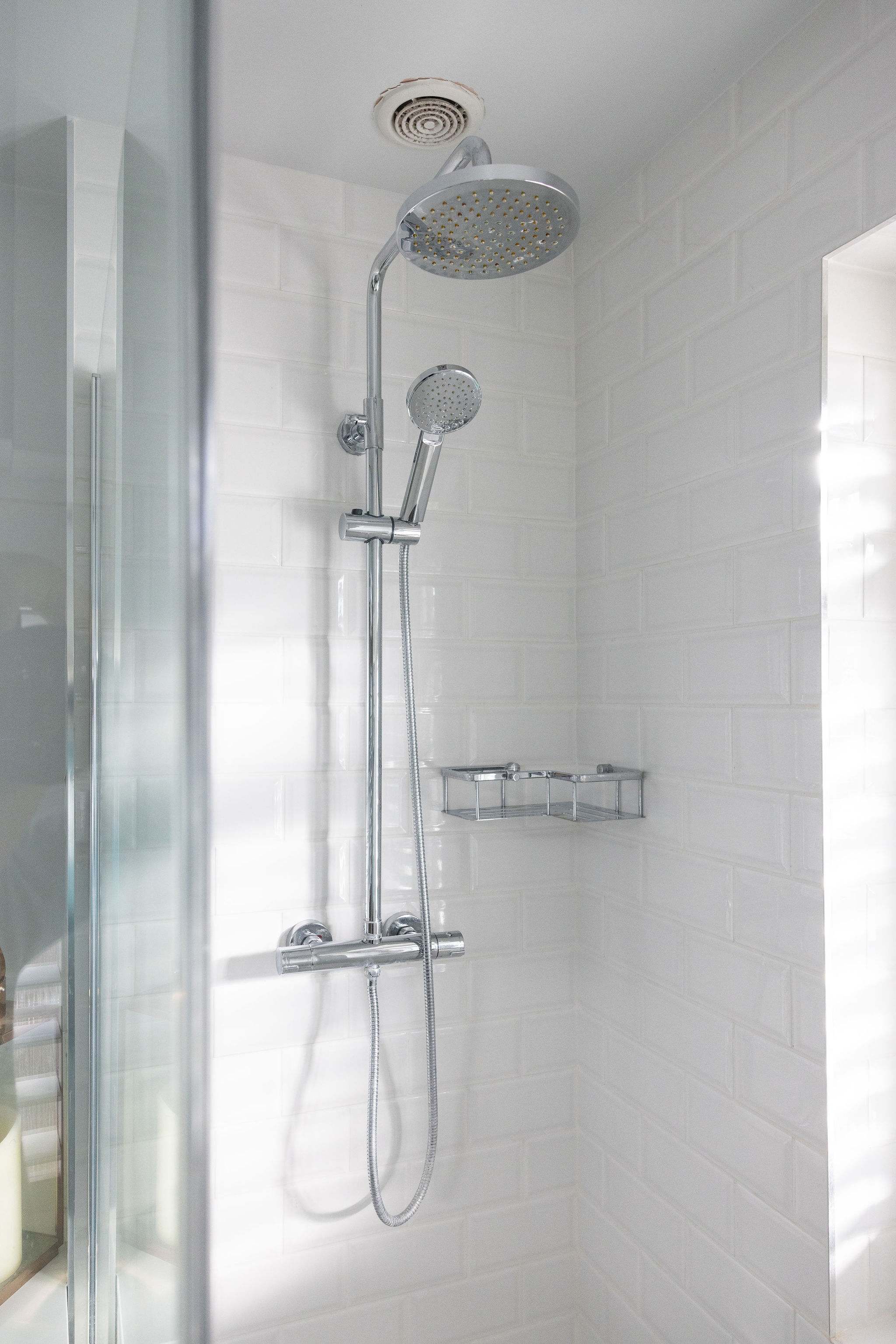 Freshen up in the overhead power shower