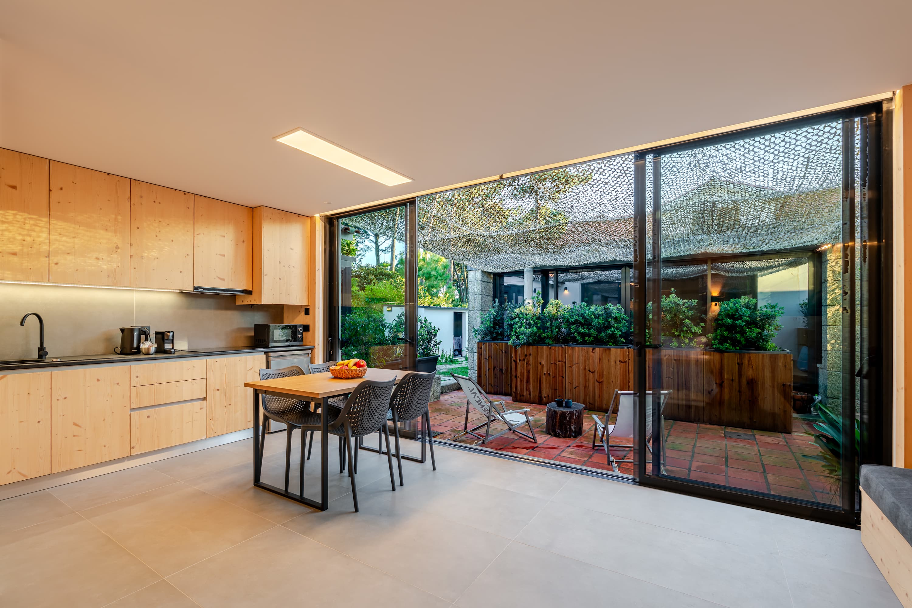 View 10