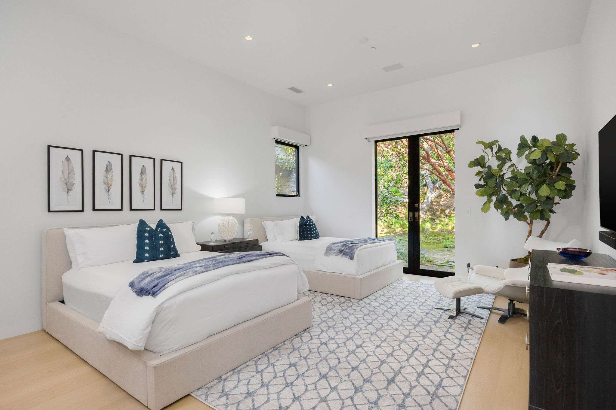 Miramar Estate by Stay Awhile Villas