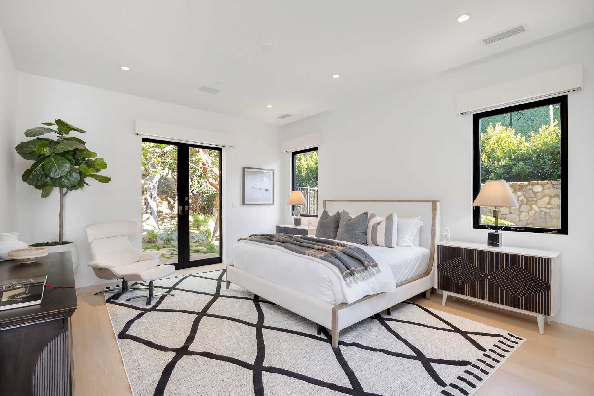 Miramar Estate by Stay Awhile Villas
