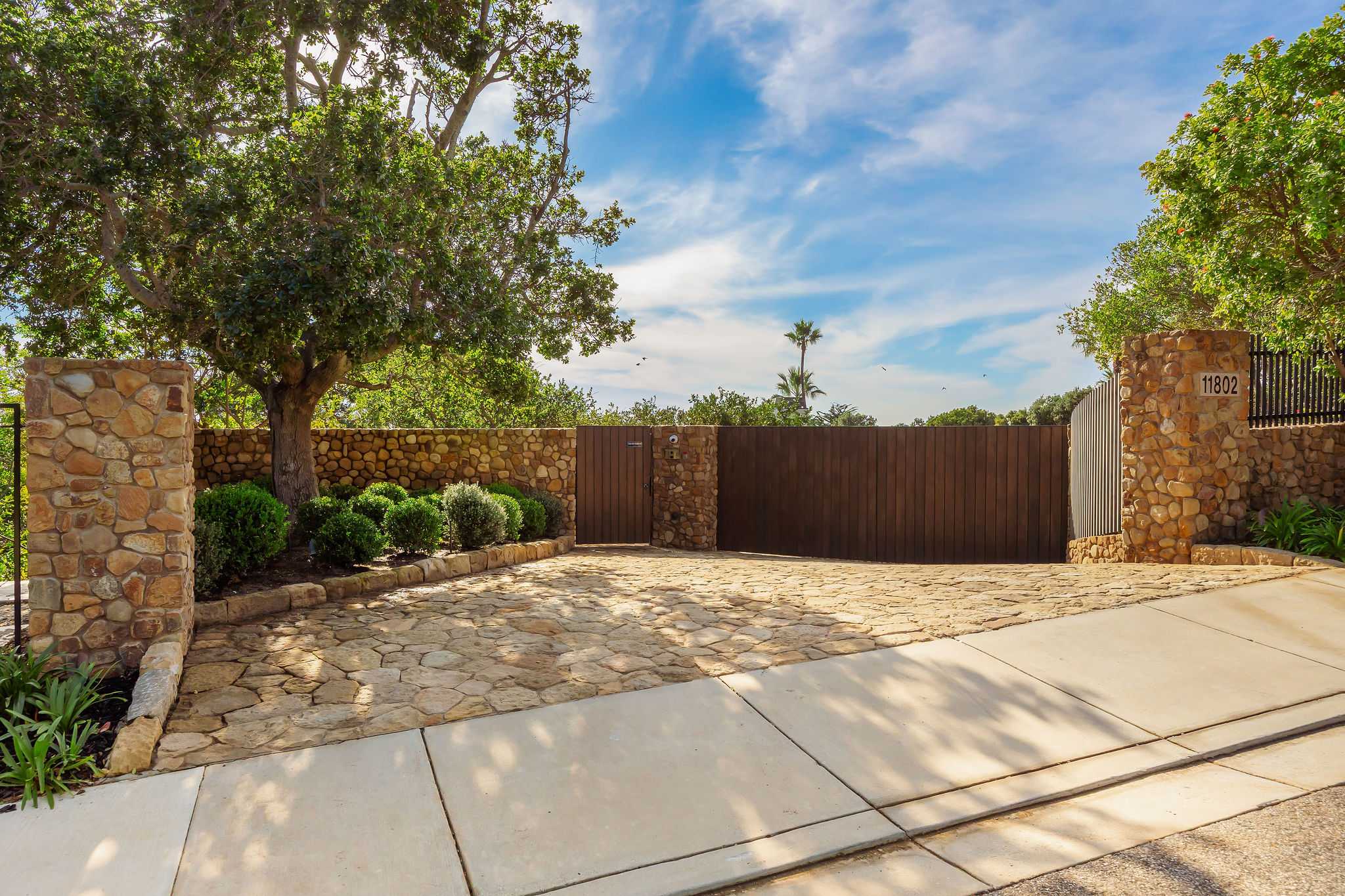 Miramar Estate by Stay Awhile Villas